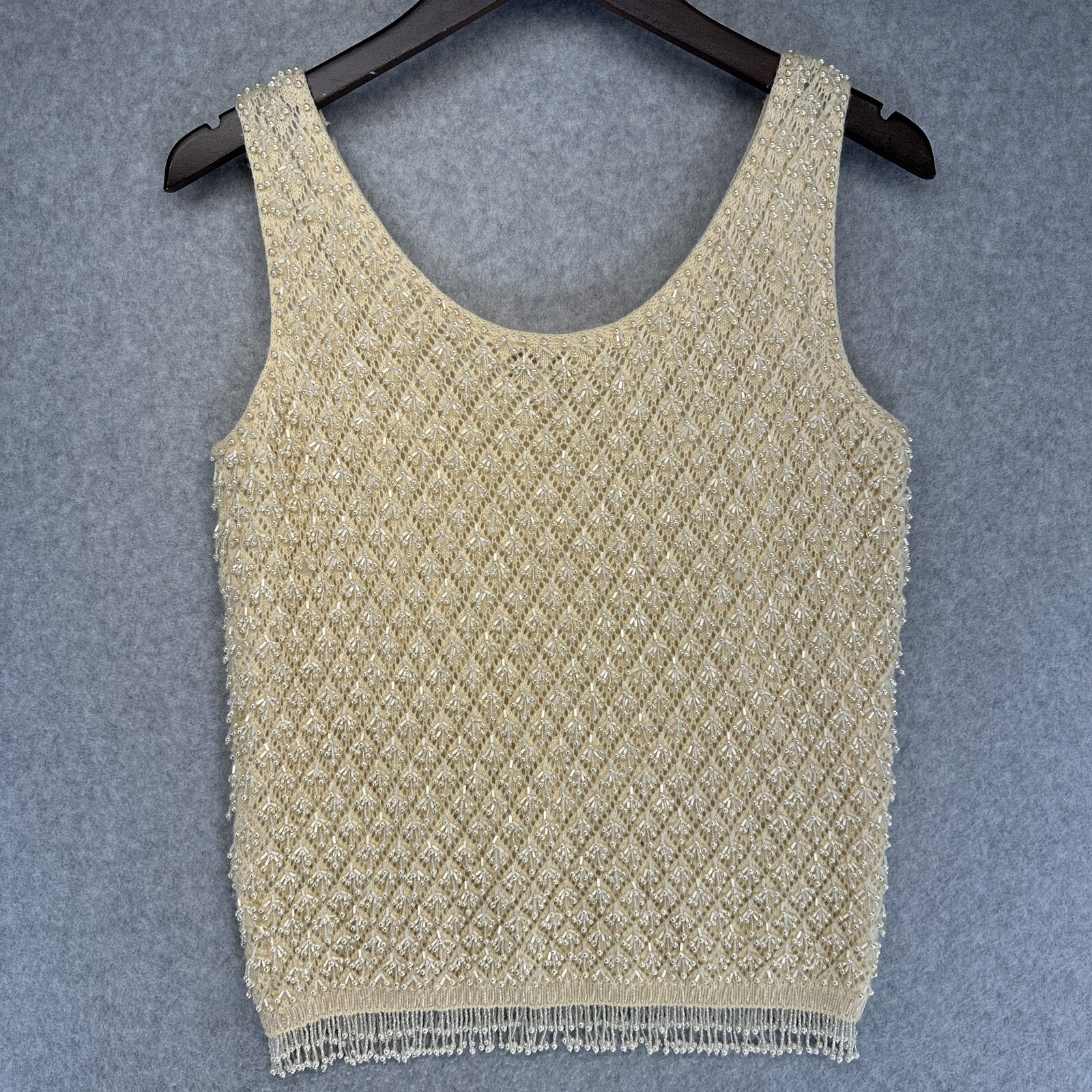 Vintage Cyn Les Womens Blouse Top Shell 100% Wool Size 36 Cream Beaded Gorgeous!