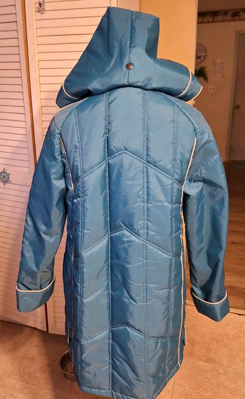 Vintage Rare 3/4 Length Teal Coat Size 14 Flattering Figure Fit Snap Closer