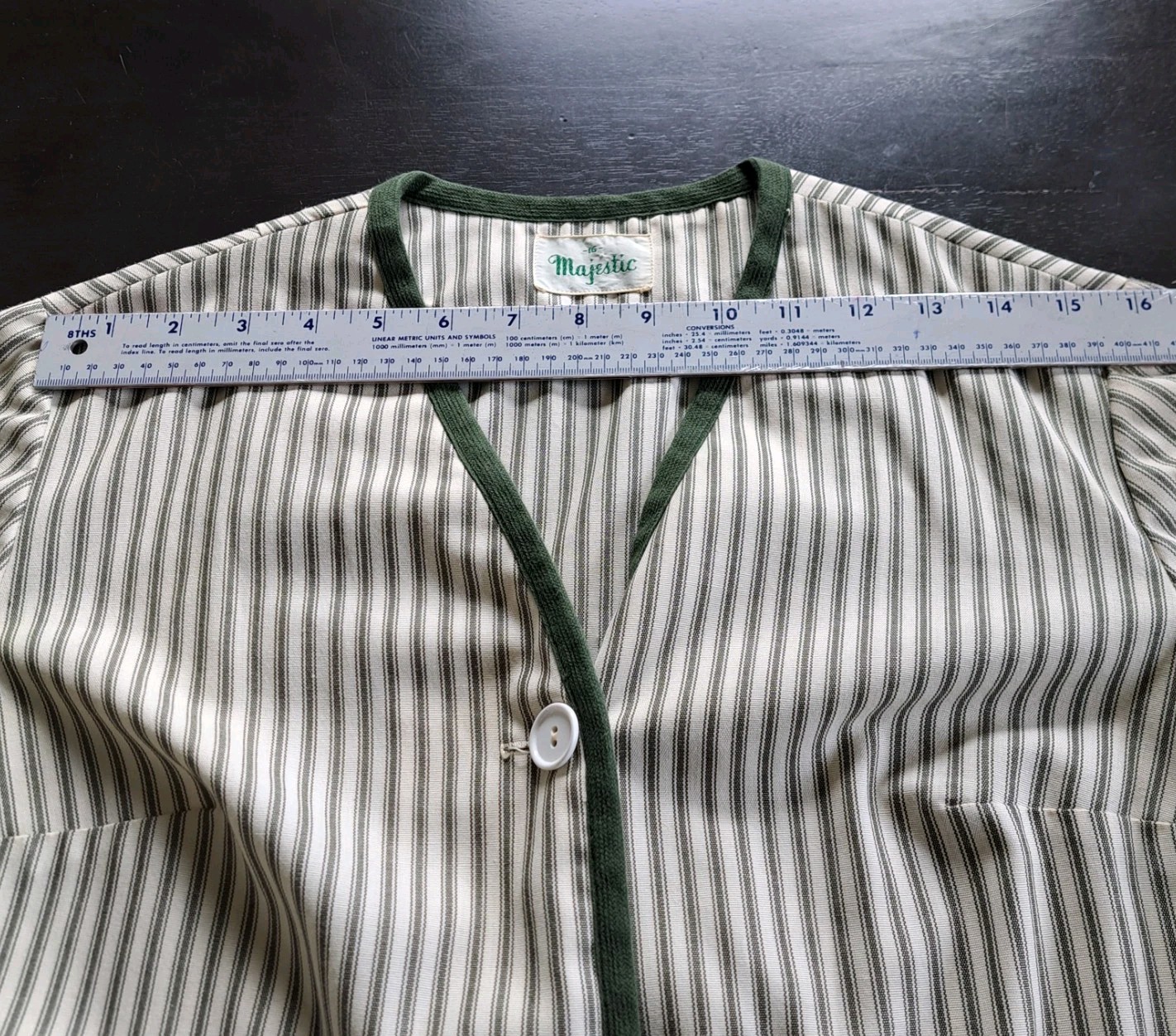 Vintage Majestic Womens 16 2 Pc Jacket & Skirt Cream And Green Strip 3/4 Sleeve