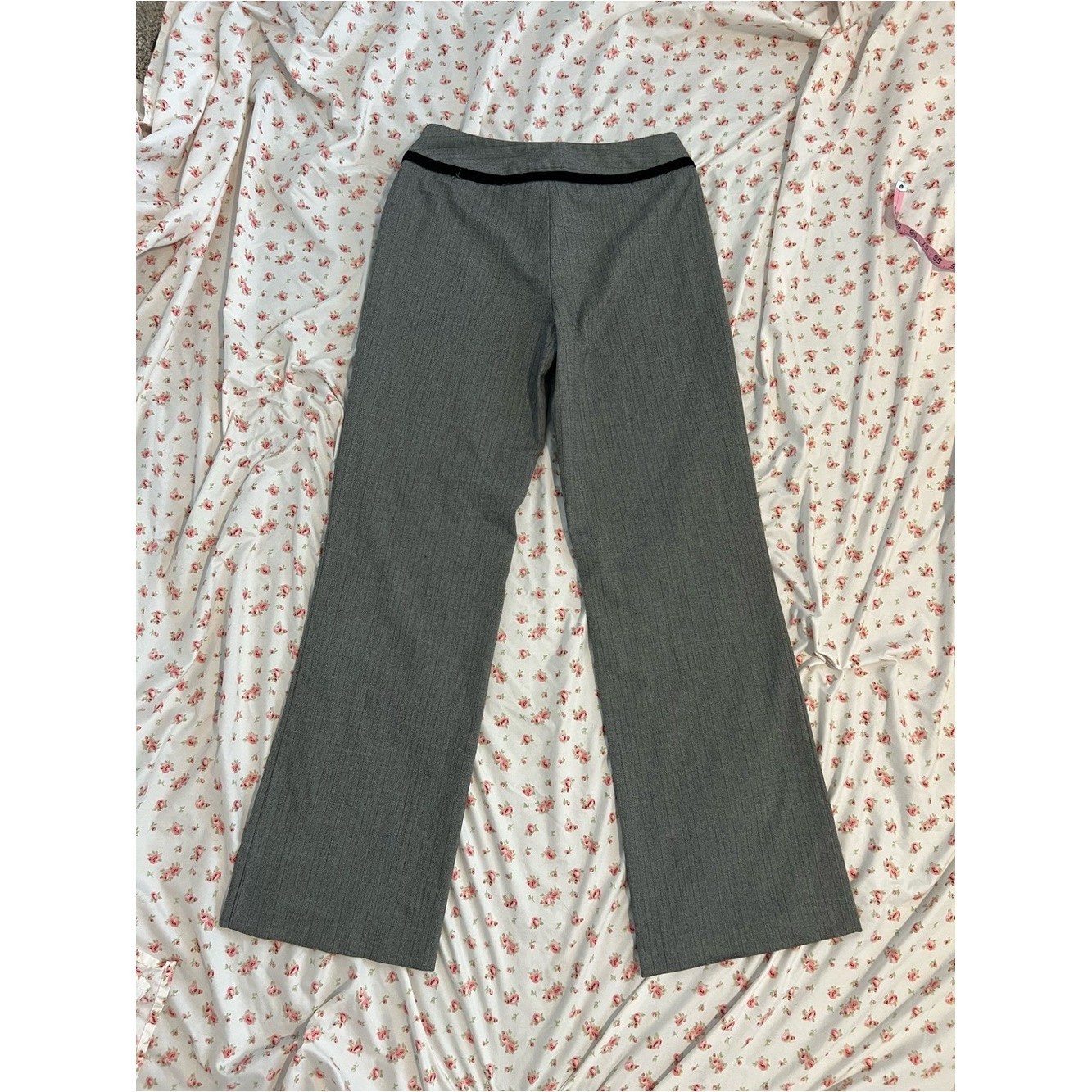 vintage y2k gray pinstripe office siren pants with black velvet waistband detail