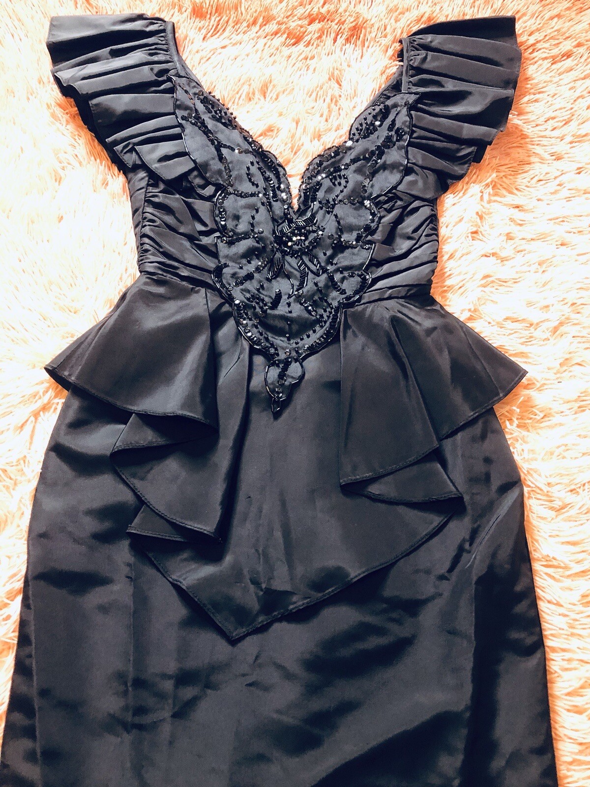 Vintage 80’s Climax Karen Okada Ruffled Peplum Bodice, knee Length Dress. Sz 5/6