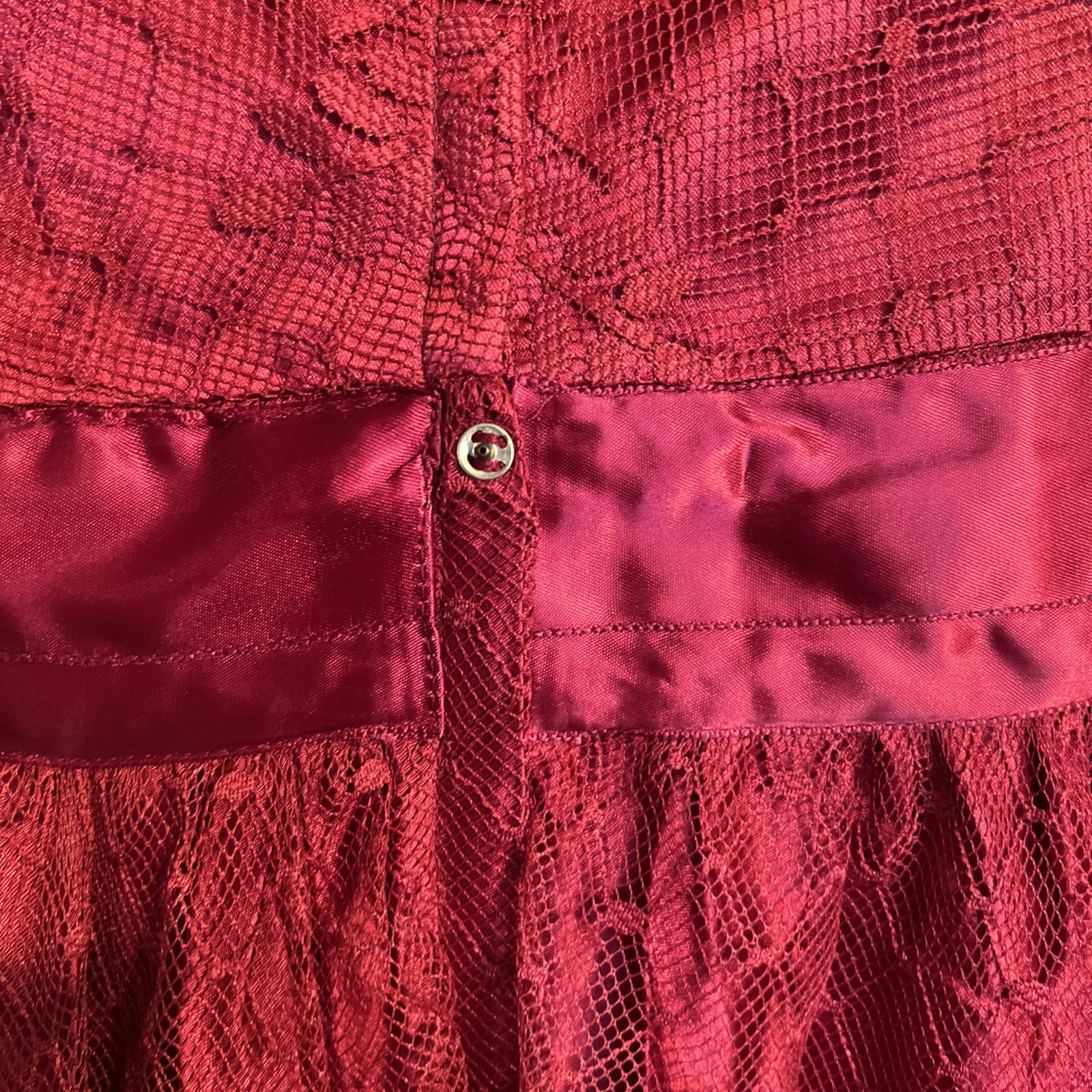 Vintage 1970s (?) Formal Burgundy Lace Over Satin Maxi Dress Junior Sz 13/14