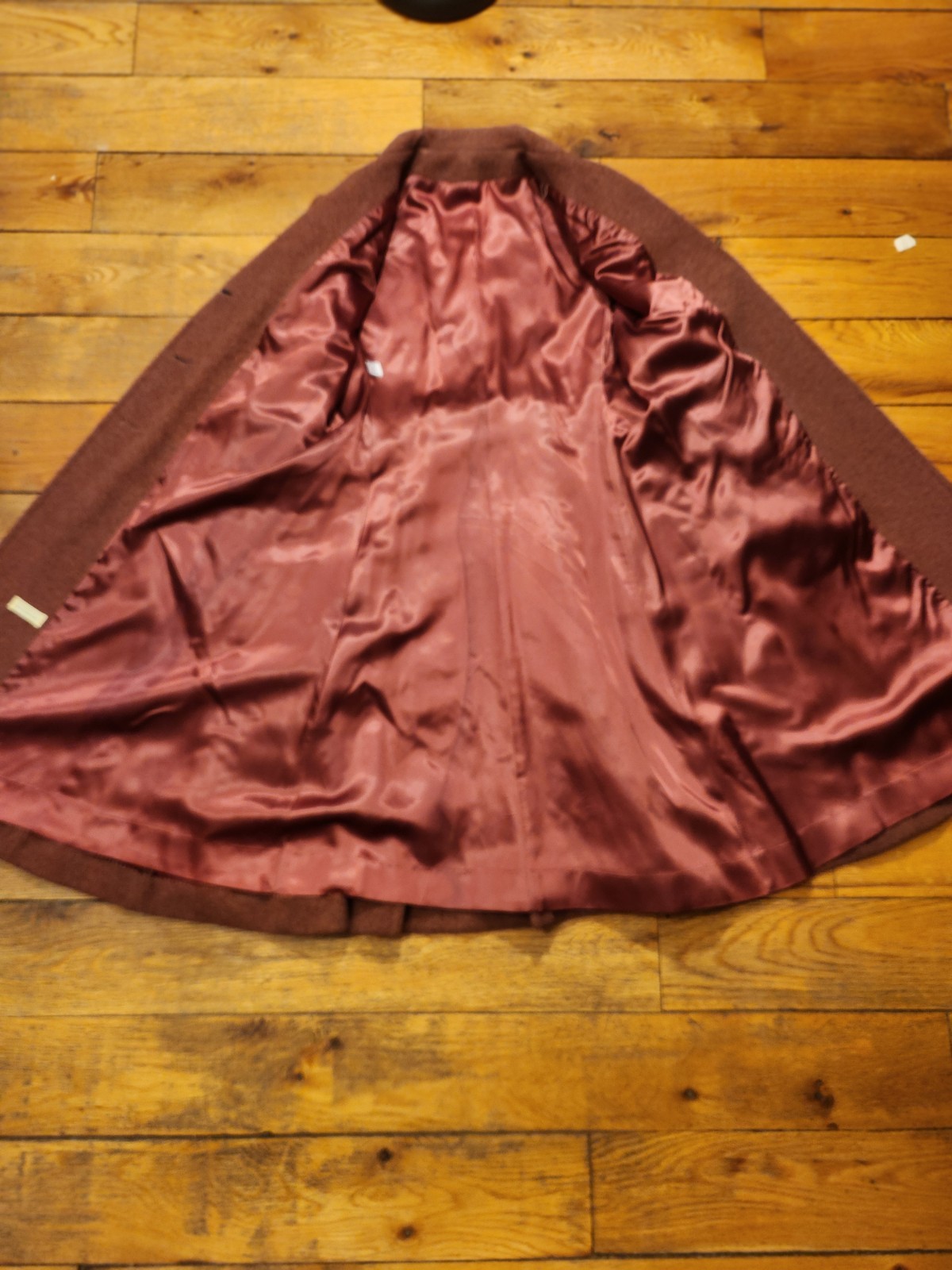 Vintage ILGWU Bromleigh cranberry wool coat Unique Buttons