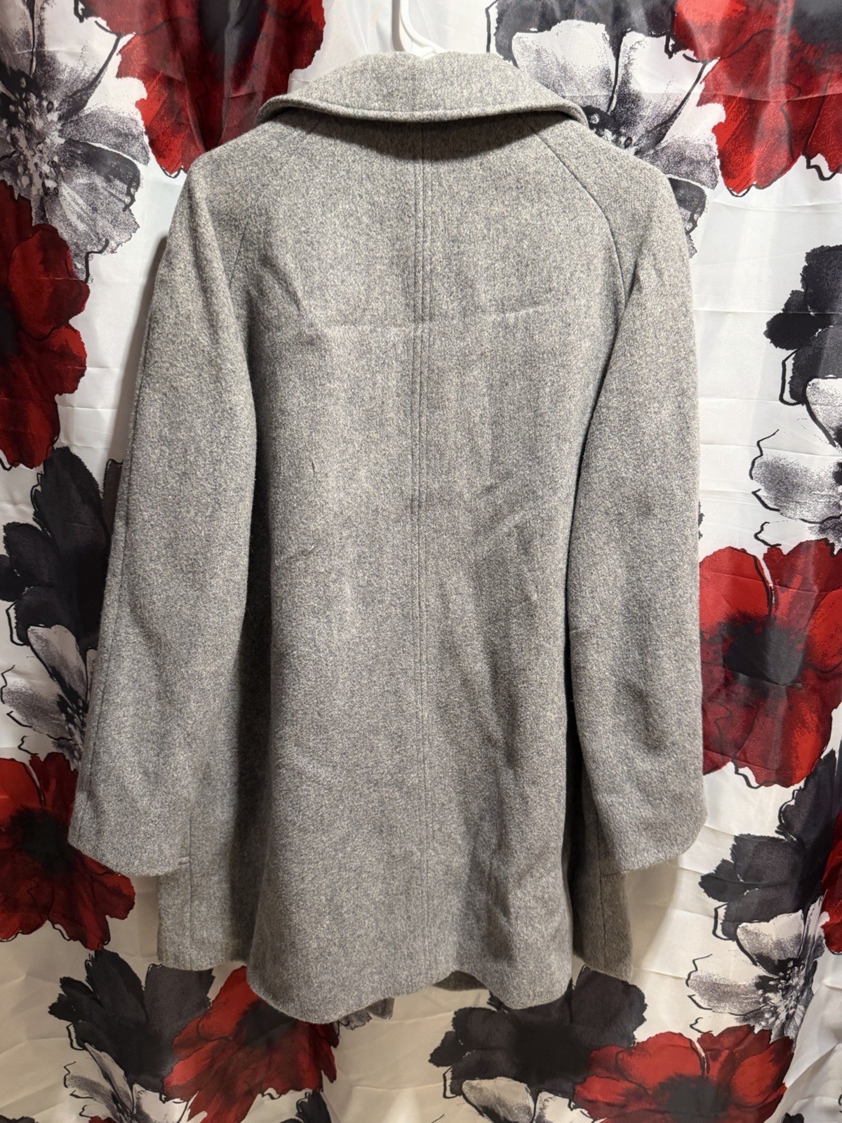 Vintage Wellington Fashions Women’s Wool Coat Gray Made in USA Overcoat