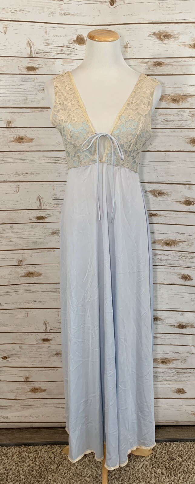 Vintage Jenelle Of California Lace Tie Negligee Nightgown Nightie Lingerie
