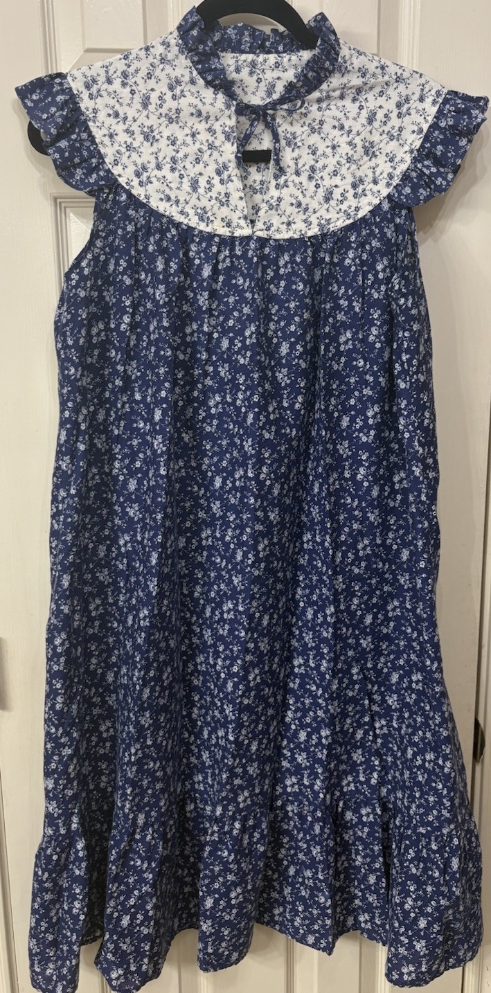 Women’s Floral Prairie Cottagcore Nightgown Dress 70s/80s Prop Costume VTG L