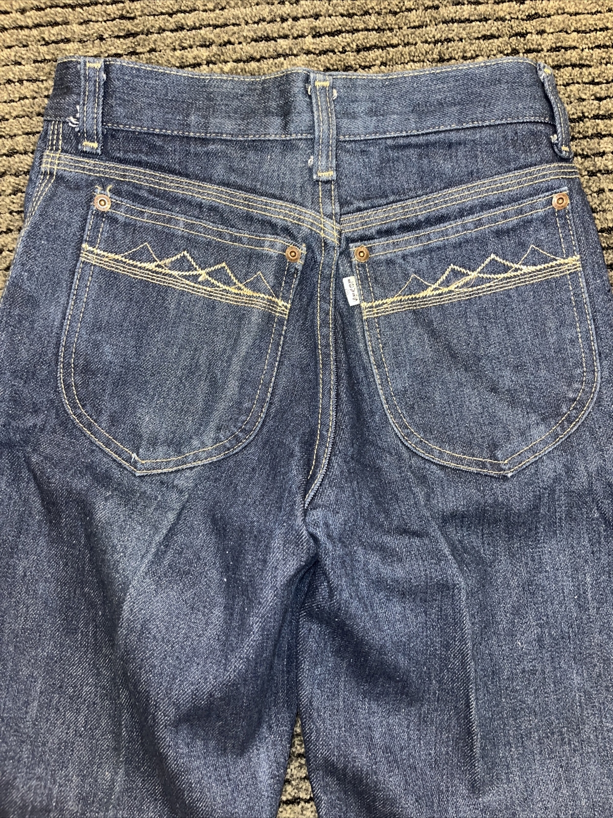 NWT NOS Levi’s dark wash student jeans White Tab Bootcut leg 27”x32”