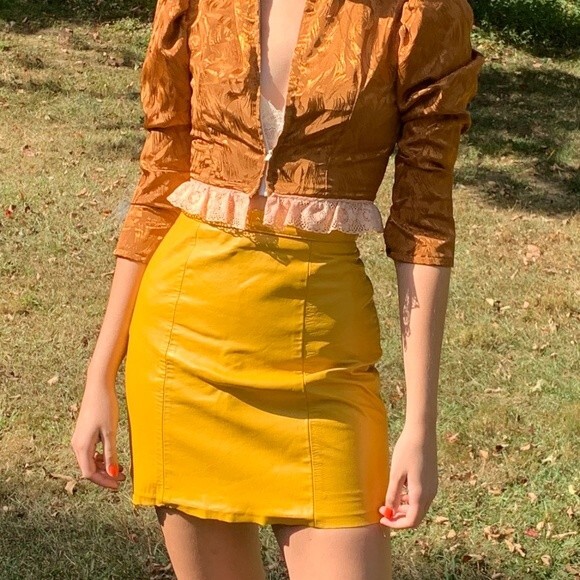 Vintage 1980’s High Waist Mustard Yellow Leather Skirt Small