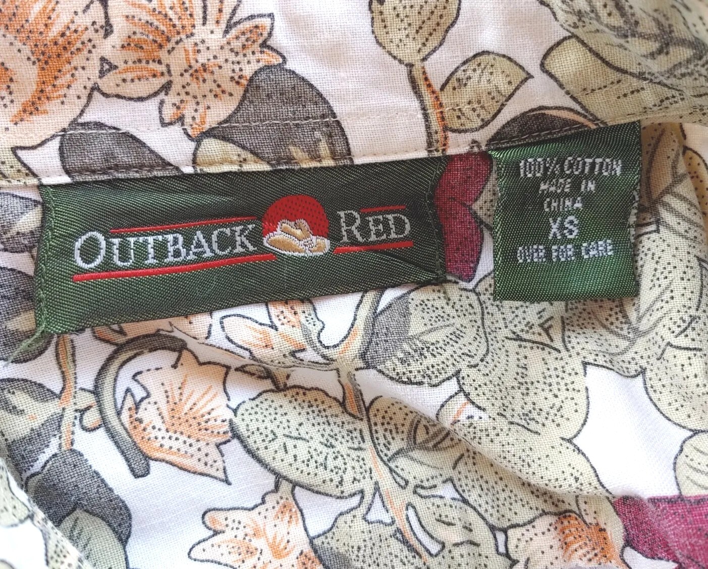Vintage Outback Red Oversized Button Down Top w Berry & Flower Pattern Size XS