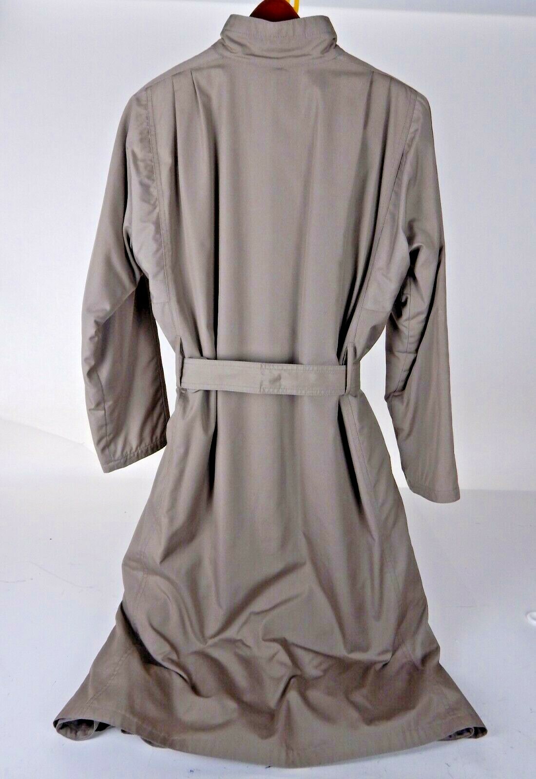 London fog Tempo Europa Women’s Trench Rain Coat Outershell Sz 8 Reg.