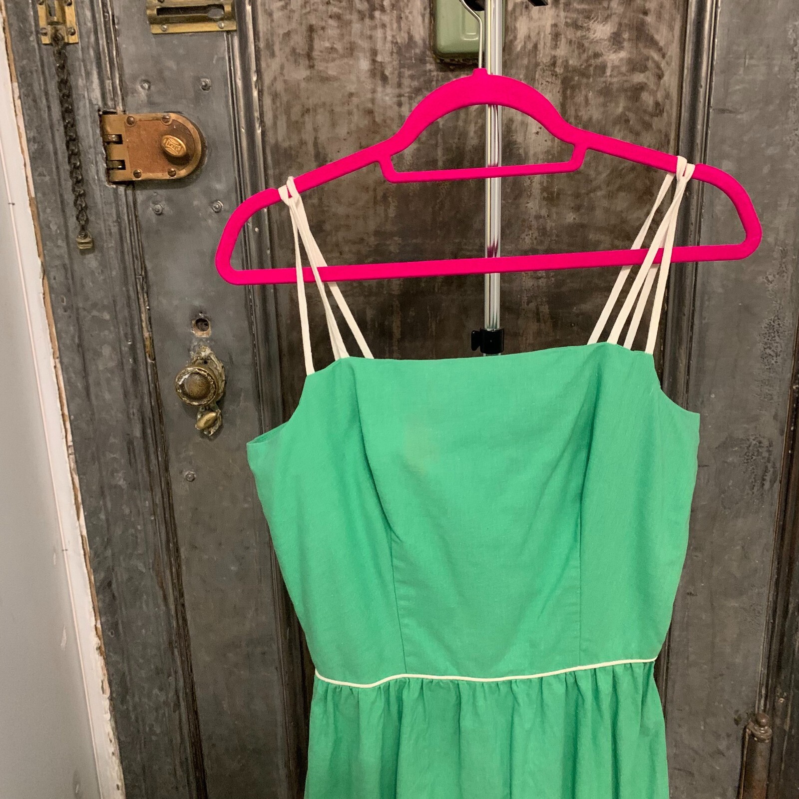 Small Medium Vintage 60s 70s sleeveless criss cross spaghetti strap fit and fla