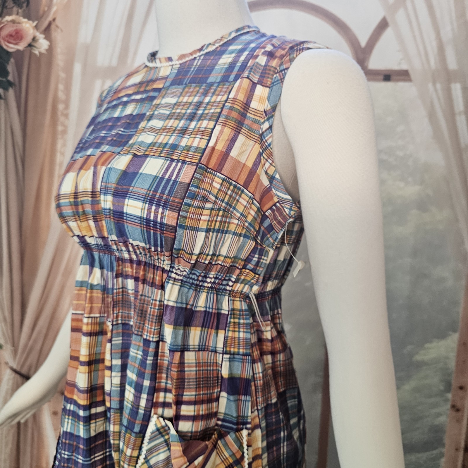Vintage DEADSTOCK 1960’s Dress Fitted Patchwork Print Scalloped Hemlime NWT