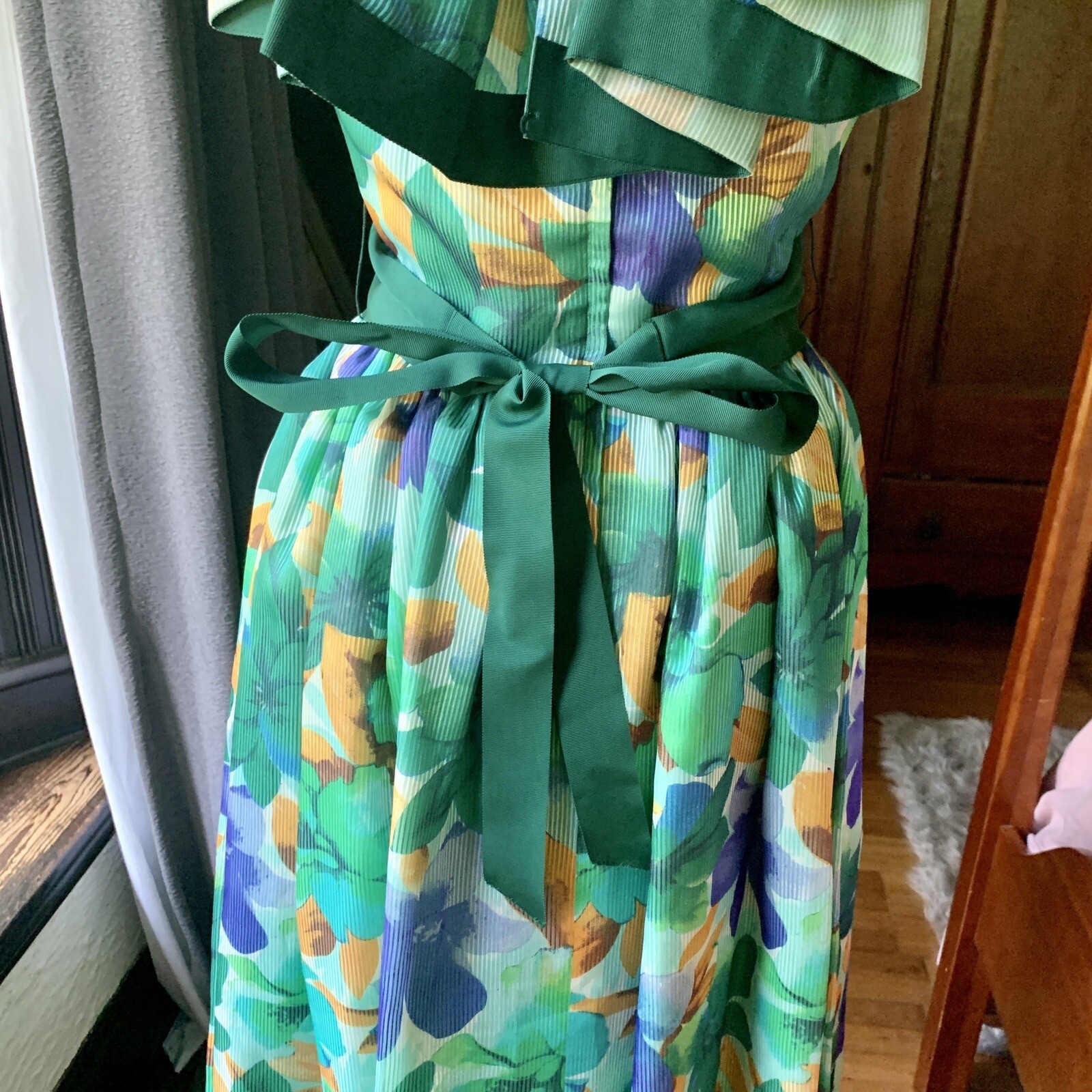 Vintage WILLIAM PEARSON Designer Floral Green Dress Ribbon Ruffle Off Shoulder 8