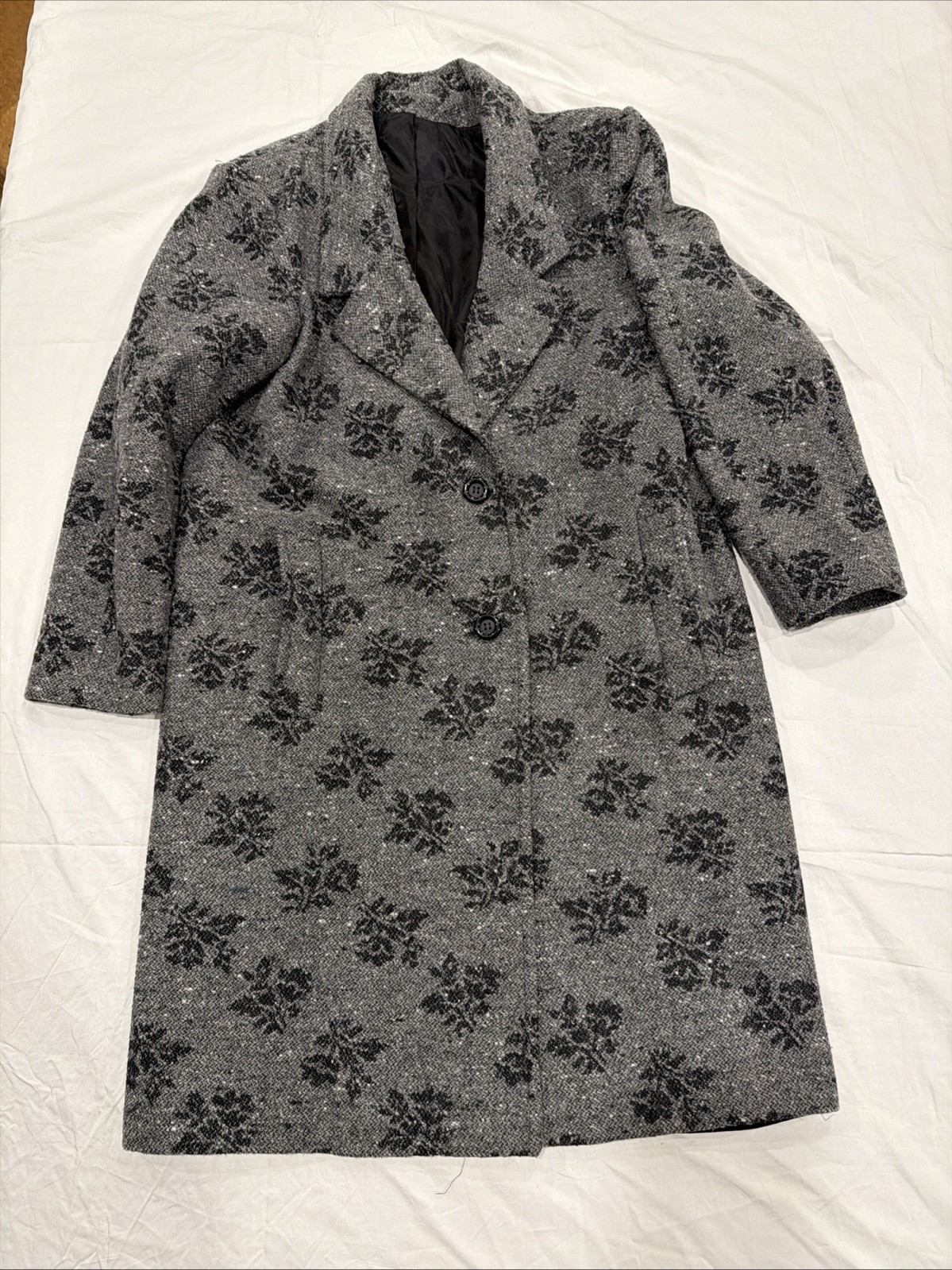 Vintage 80’s? Grey And black Floral Wool Oversized Coat Betsy B. Women’s M/L