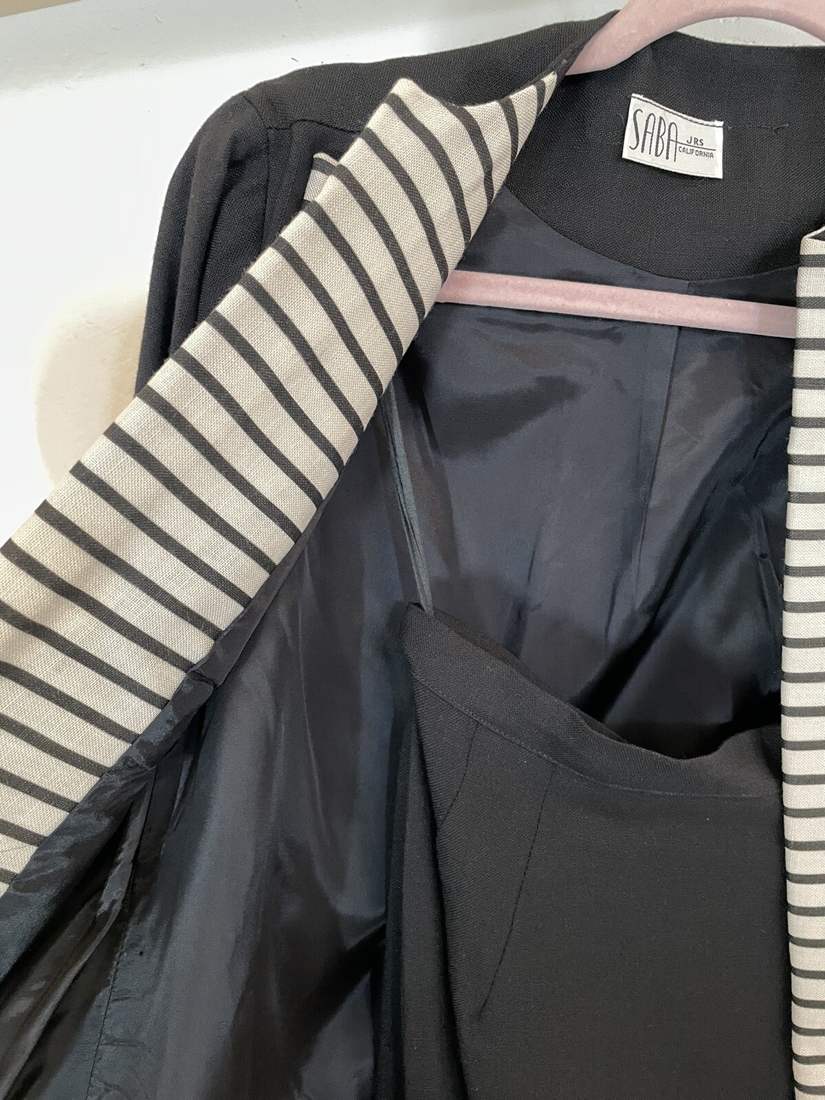 VTG 60s Women’s Suit Strips Bold Black Off White Pencil Skirts SABA JRS CALIF