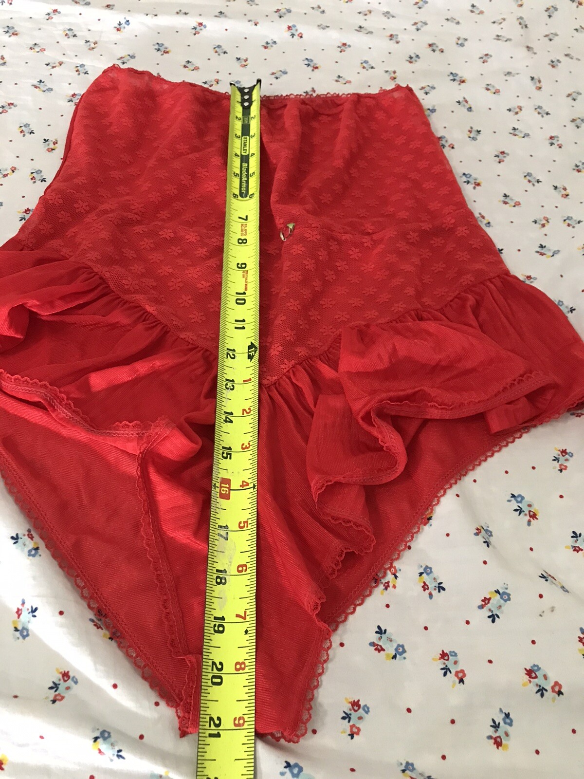 VINTAGE Spotlight Beautiful Red Panties 100% Nylon Size S