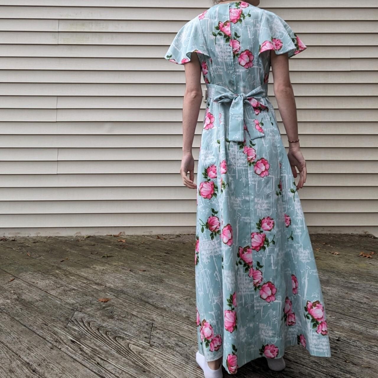 70’s VTG Retro Bohemian Floral V Neck Fit And Flare Maxi Dress Medium (?)