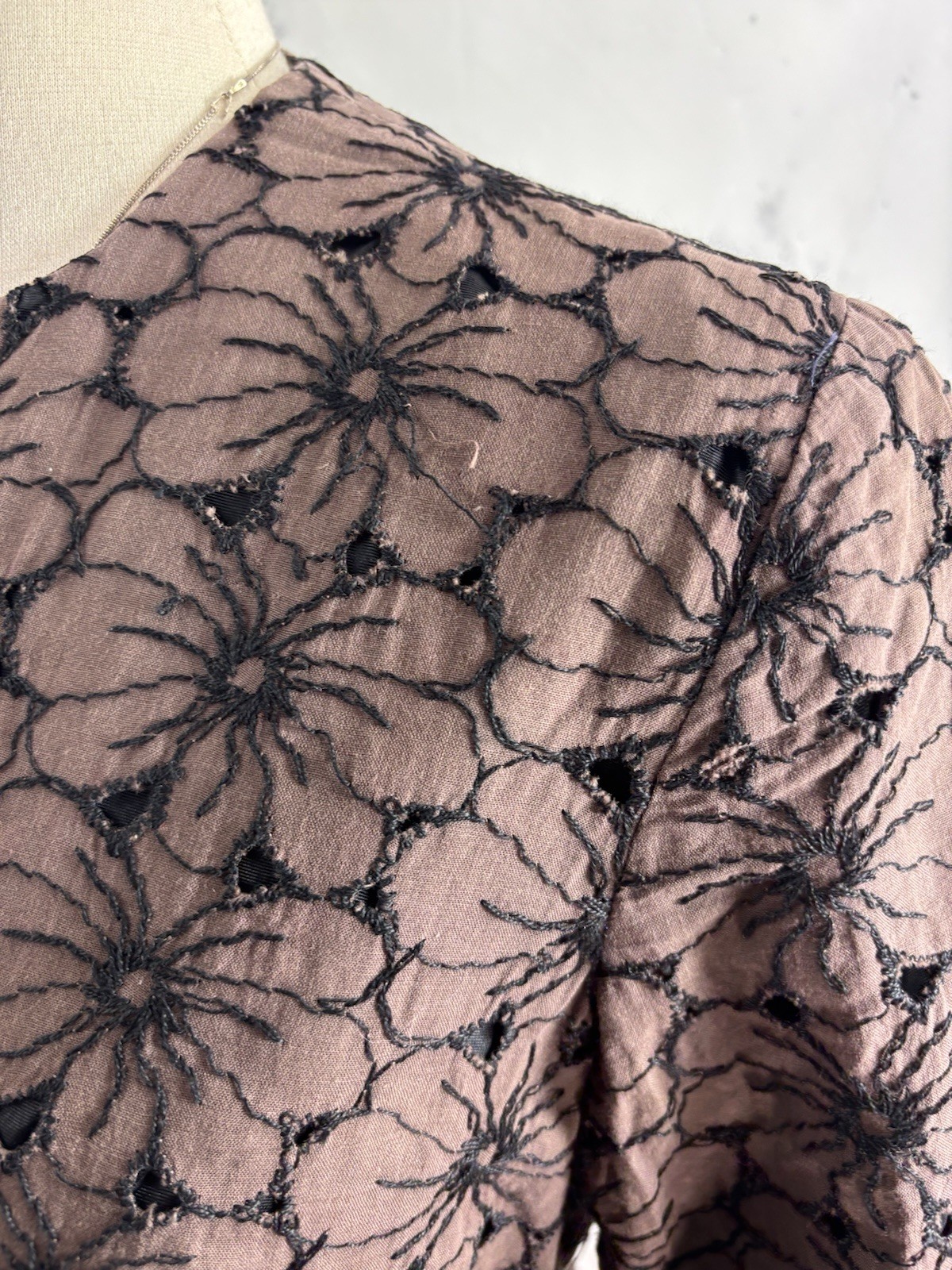 VTG 50s Union Label Floral Skirt Suit Set Brown Black MCM Wiggle Mad Max S 1950s