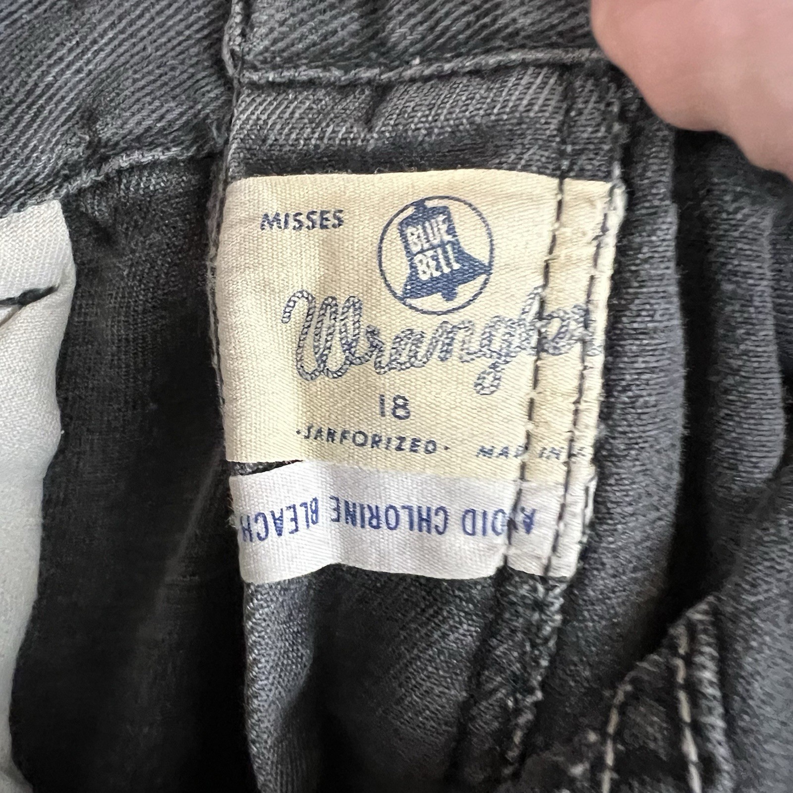 VTG 60s Distressed Wrangler Blue Bell Sanforized Black Jeans Sz 18 28×28 USA