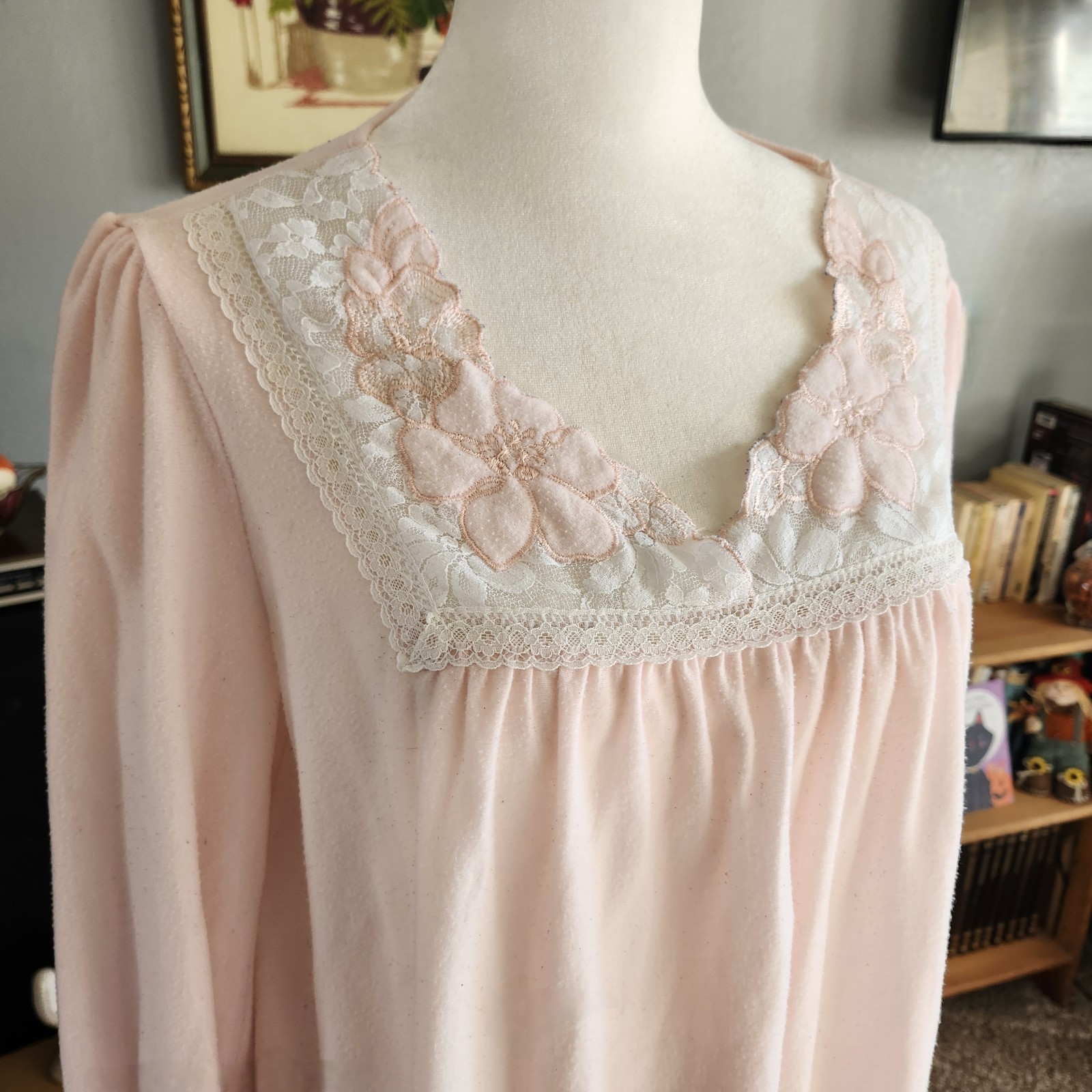 Vintage Fleece Nightgown Pink Damea Long Sleeve Size M Made in USA