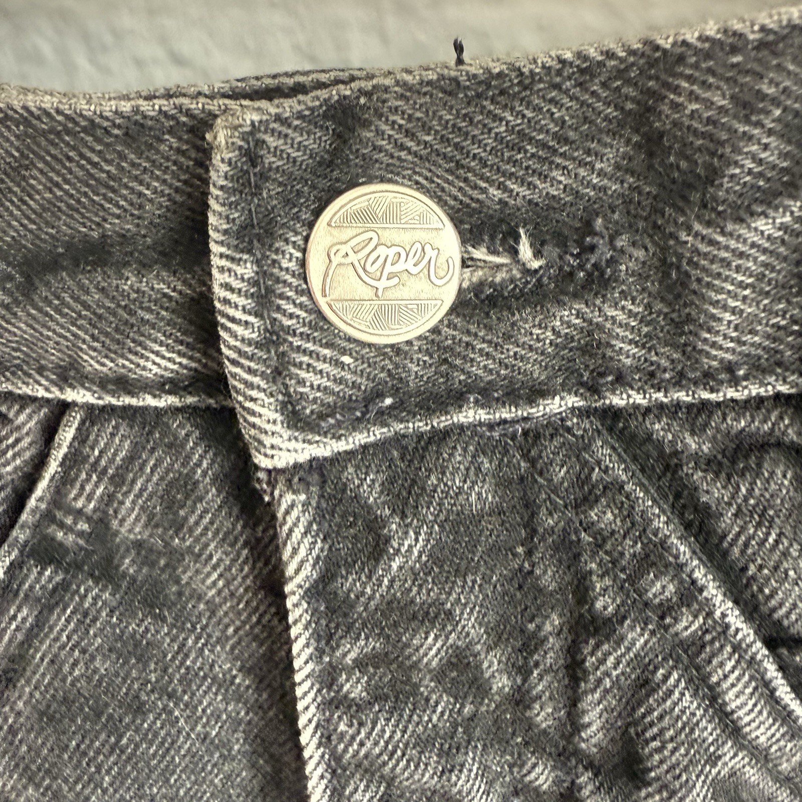 Vintage Retro Roper High Rise Western Black Bull Steer Shorts 24″ Sz 3/4 Jorts
