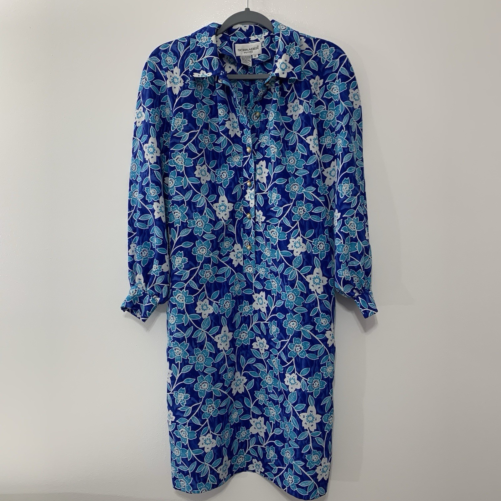 Schrader Petite Blue Floral Housedress/Shirtdress with Pockets, No Belt – 12