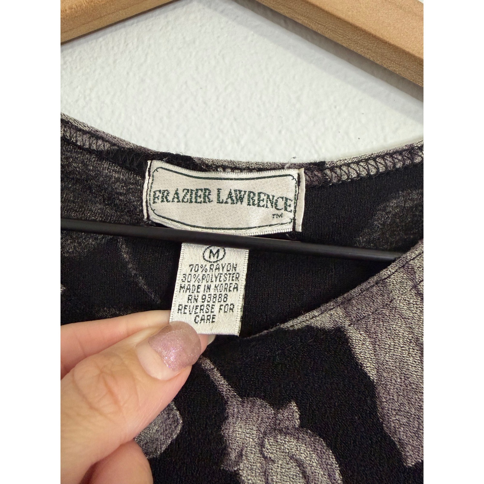 Vintage 90’s Frazier Lawrence – Black and Silver Rose Floral Top Size M