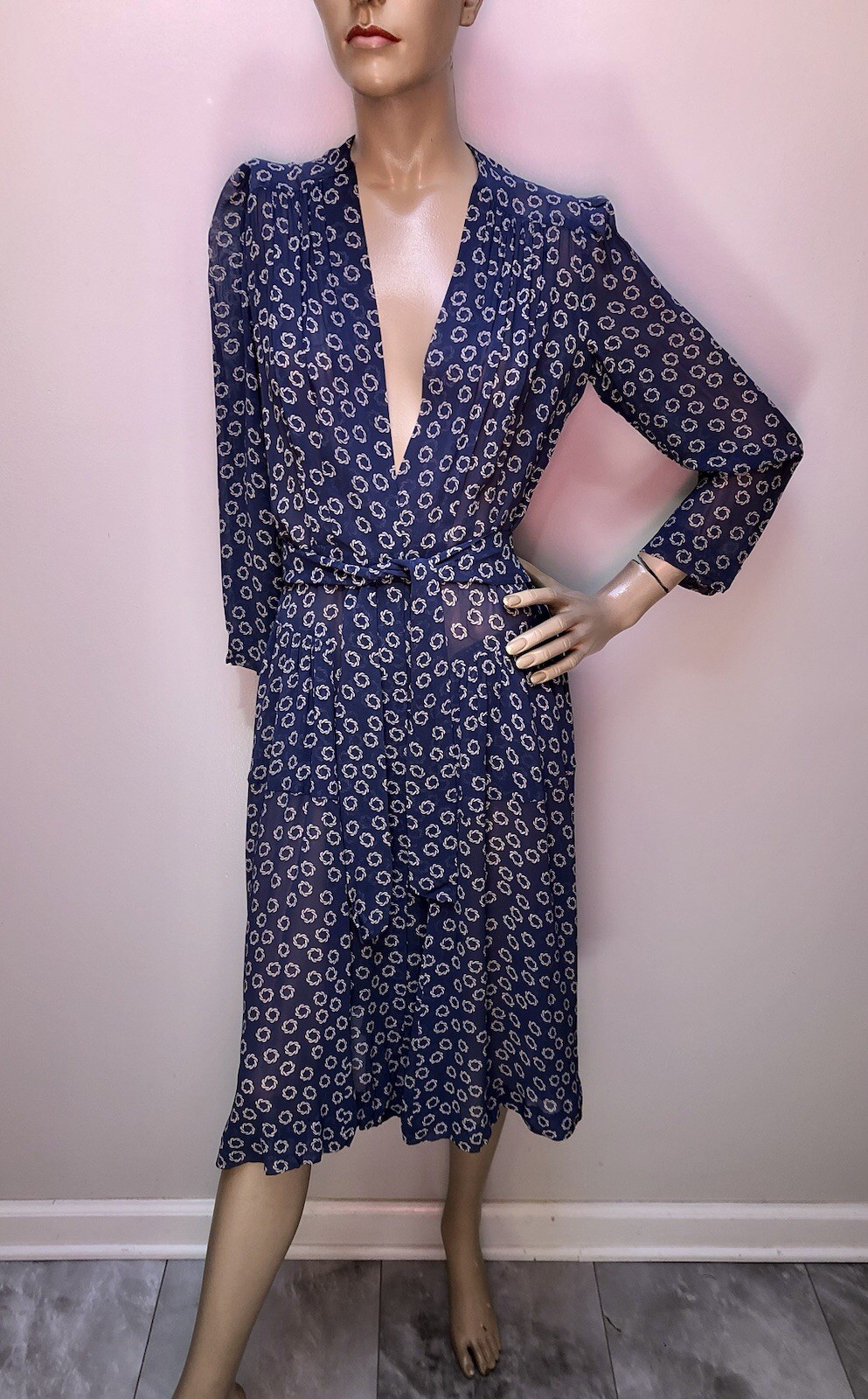 VTG 1940s Sheer RAYON Novelty CHAIN PRINT Wedgwood Blue SURPLICE WRAP DRESS