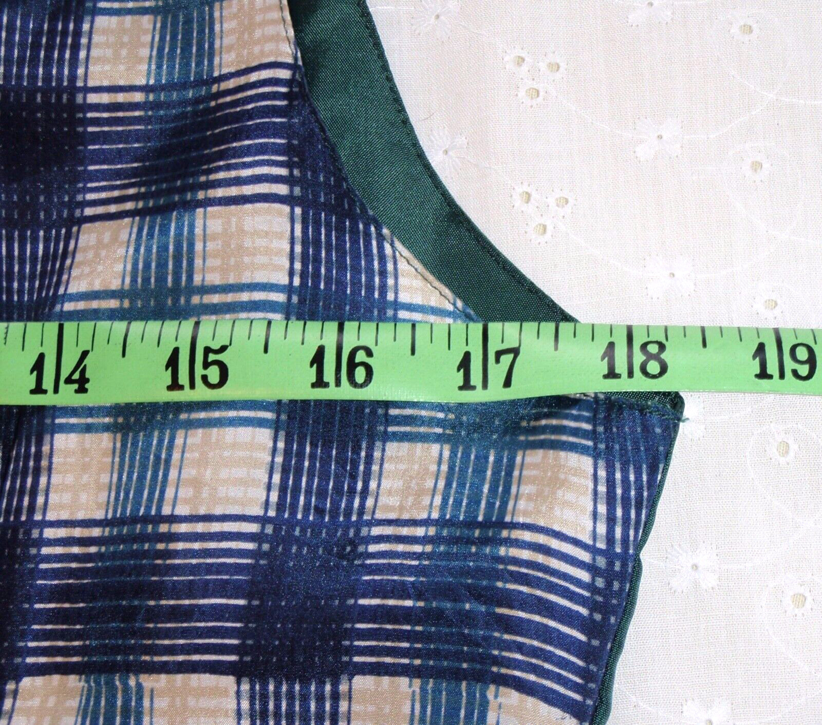 VTG Croquet Club Medium 100% Silk Woman Vest Checkered Blue White Tan Green
