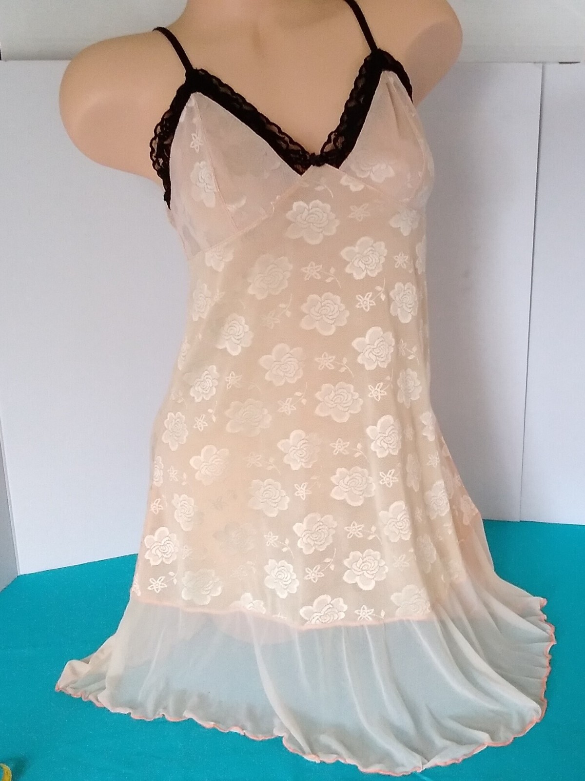 Beige Nude w/Black Lacey Short Babydoll Nightie Size S-M