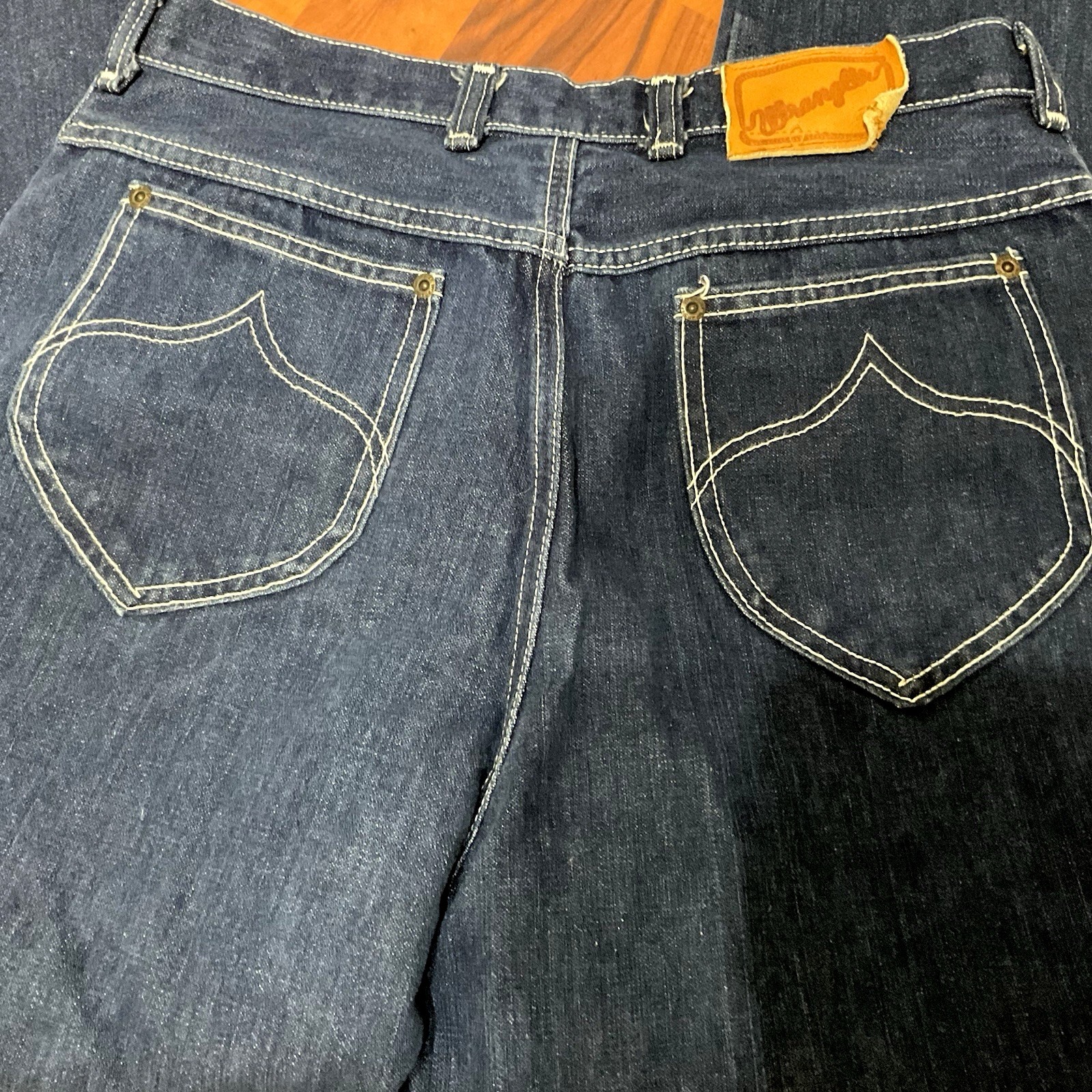 Vintage 70s Wrangler Jeans 30X28 No Fault High Waisted Straight Ankle Length