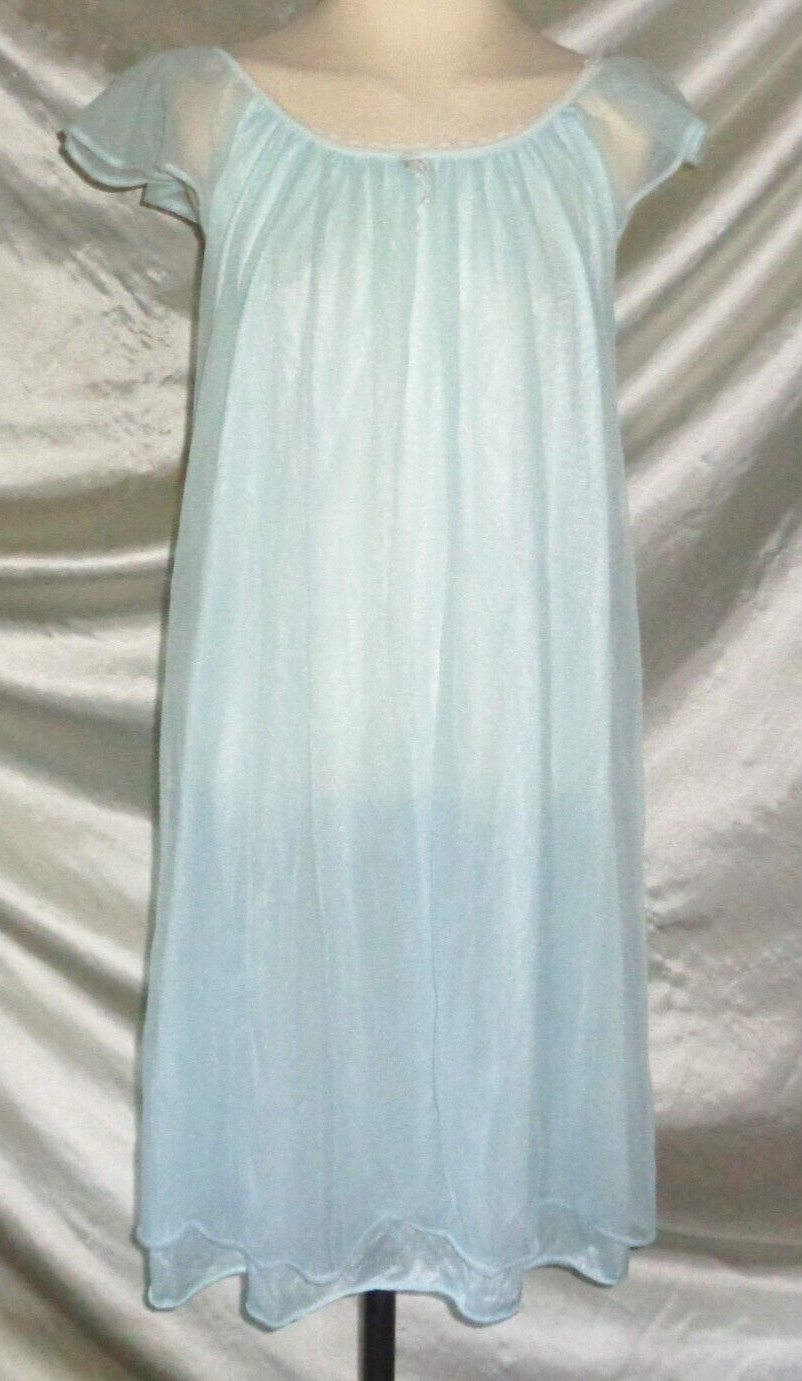 NEGLIGEE/PEIGNOIR Night Gown Vintage „Spotlight” Layered light Blue Sheer Nylon