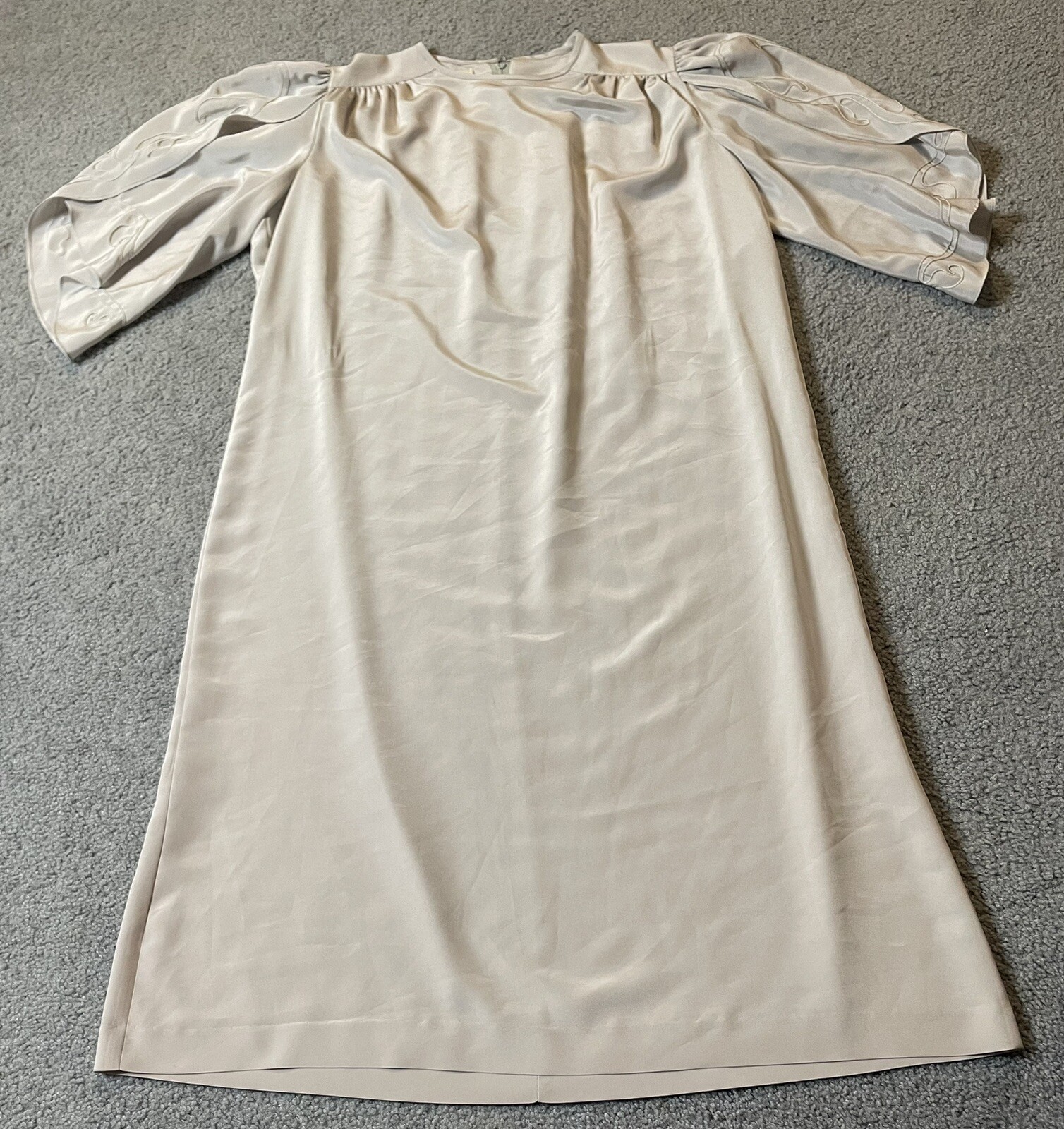 Vtg CHEZ CALIFORNIA Silver Satin Dress Sz L Tulip Sleeves Elegant Eveningwear