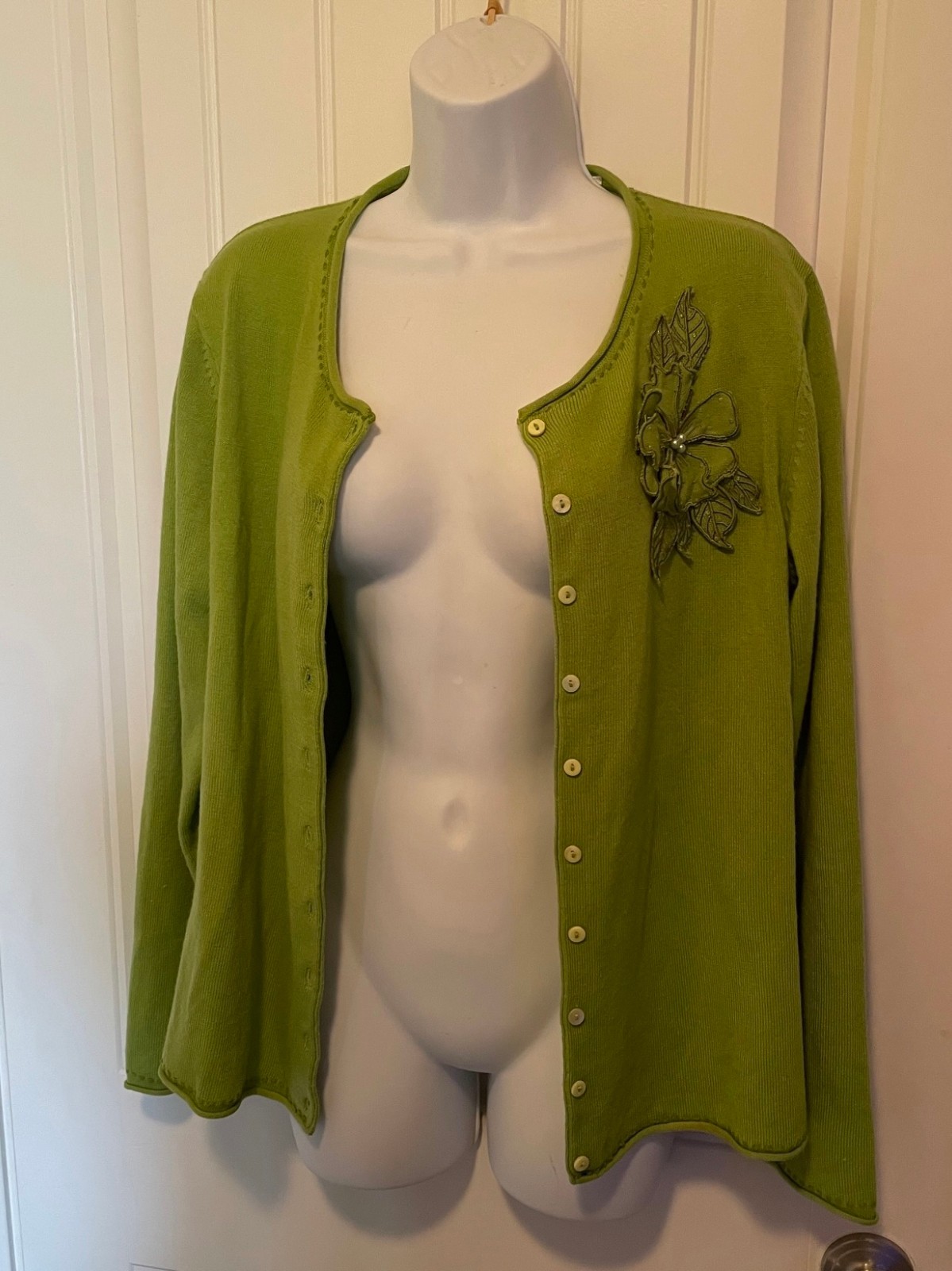 Vintage 90s Zena Jeans Sz M Button Long Sleeve Cardigan Sweater Beaded Flower