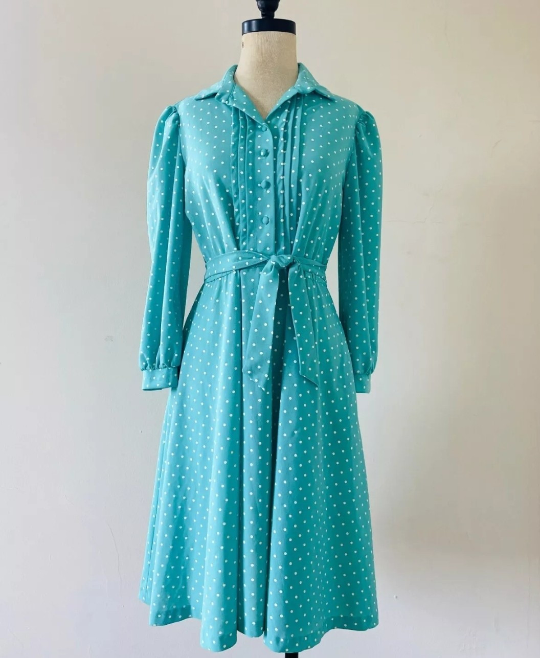 1970’s Vintage Sears „The Shirtdress” polka dot polyester pockets, tie belt 8-10