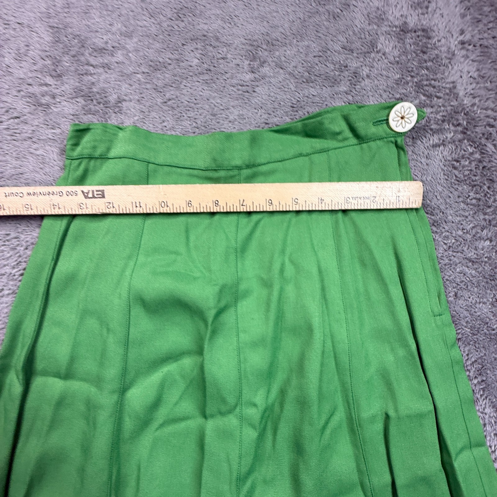 Vintage 70s Green Gabardine Pleated Maxi Skirt Womens Flower Button Back Zip XS