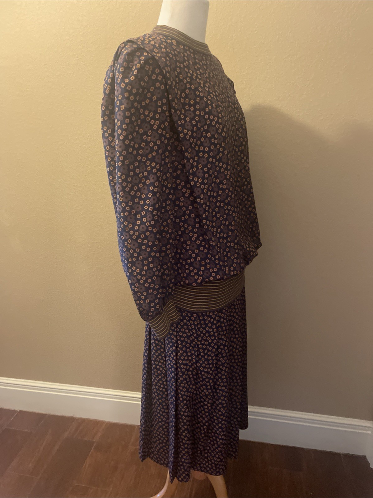 Vintage Classiques Top and Skirt Set Sz 12 Union Made USA