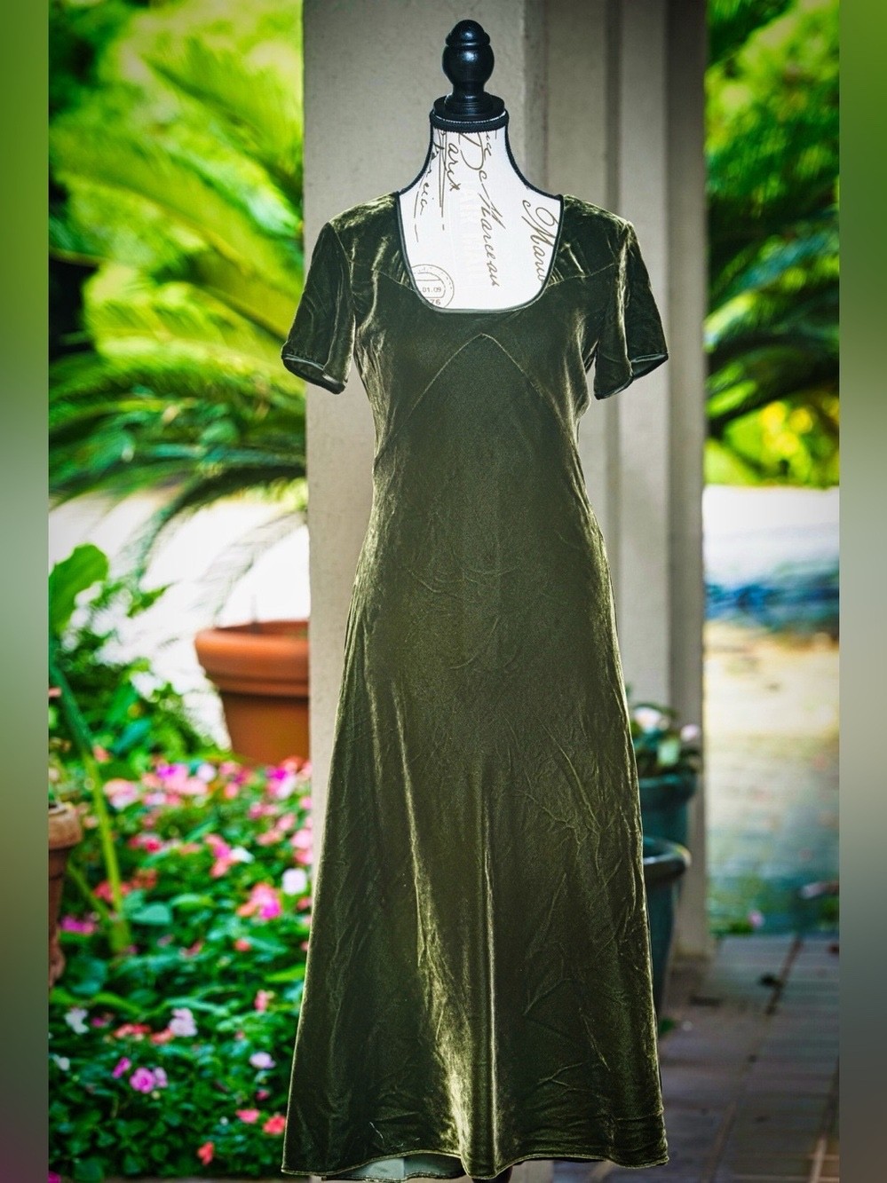Vintage 1990s Sundance Olive Green Velvet Maxi Dress – Size 6