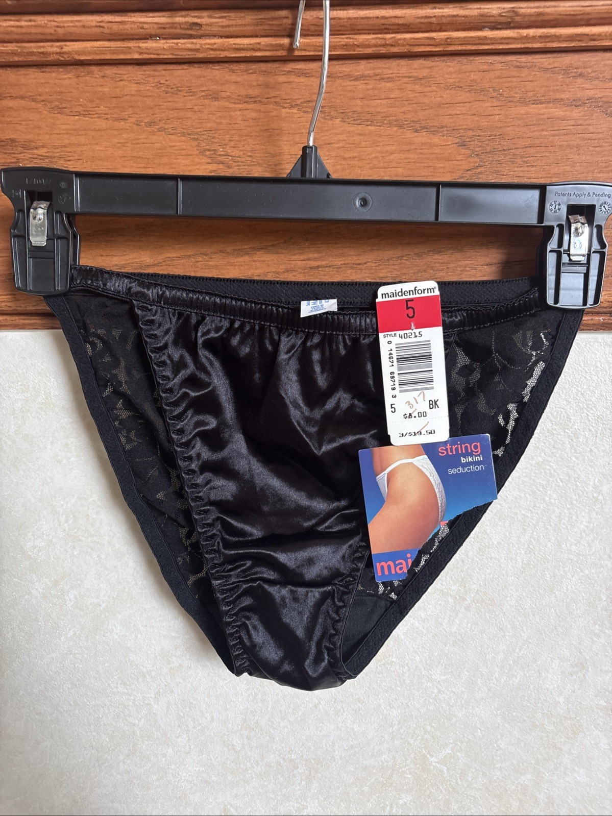 Vtg nwt Maidenform black Second Skin Lace String Bikini Style 40215 Size 5