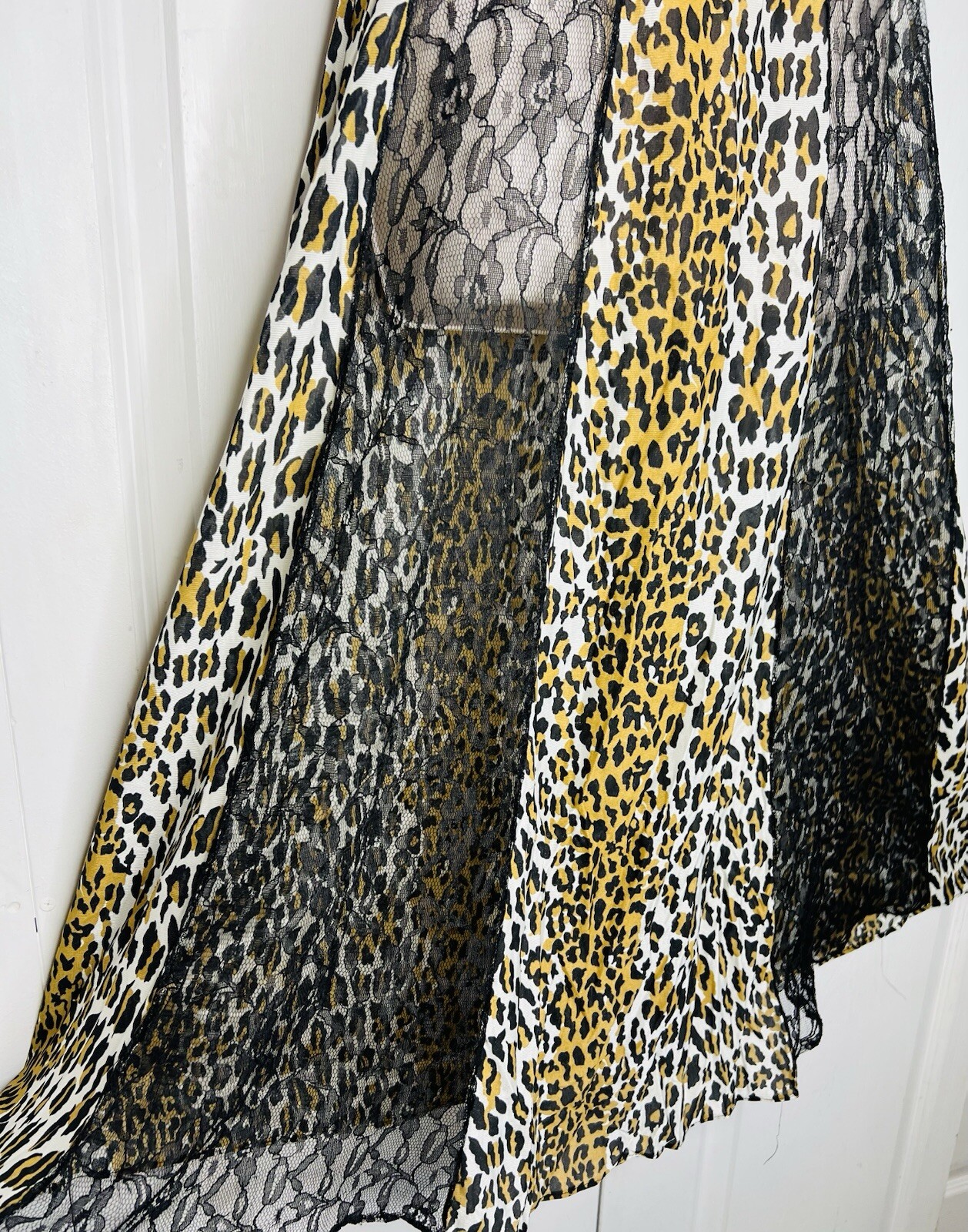 Vtg SEXY Leopard & Black Semi Sheer Lace Panels SMALL Long Negligee Nightgown