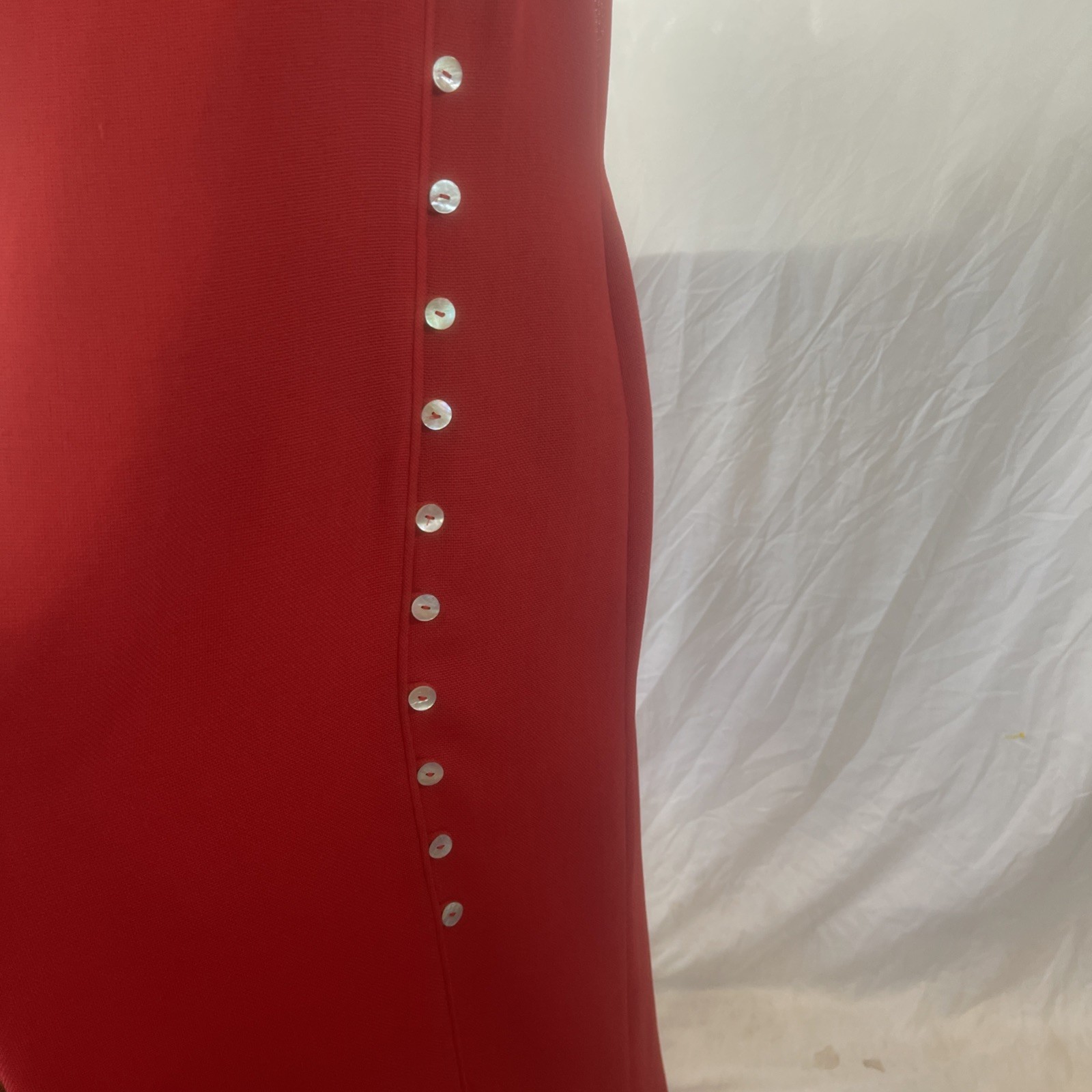 Vintage 90’s Donna Ricco dress Sz 16 Shell Buttons Red Woven Maxi sheath dress