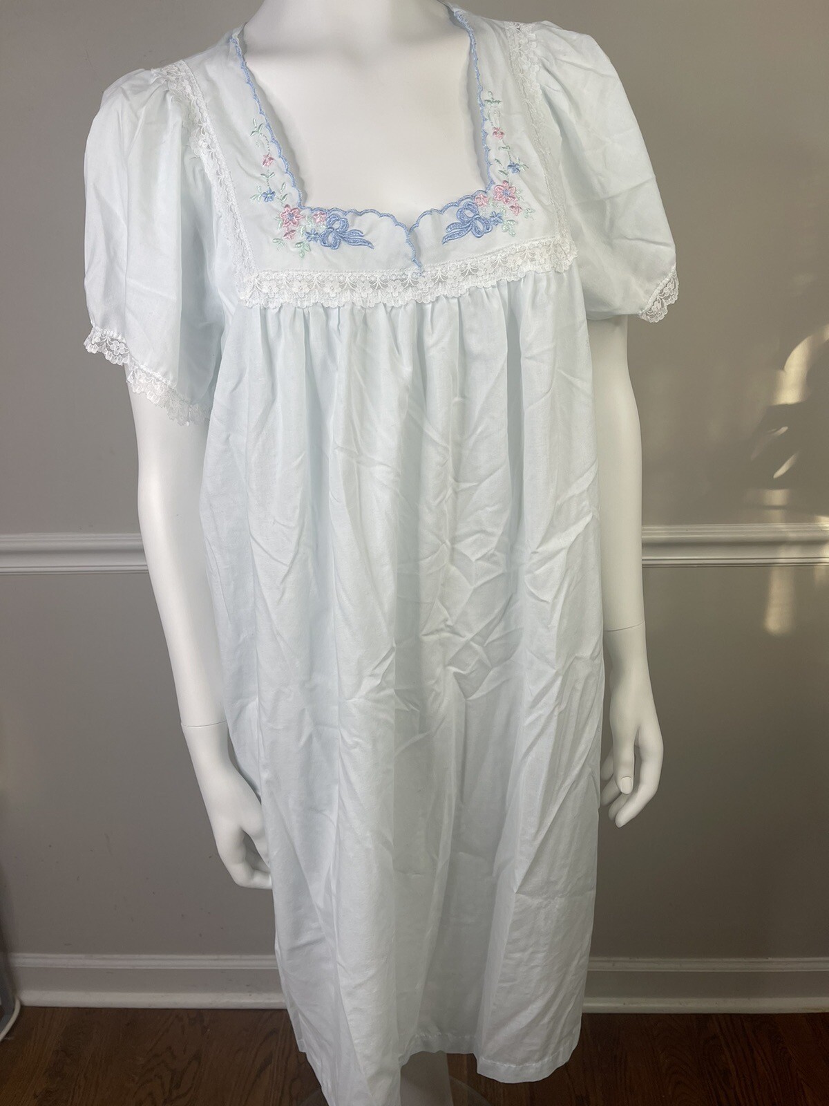 Vintage Carole Blue Semi Sheer Lightweight Cottage Prairie Nightgown Large