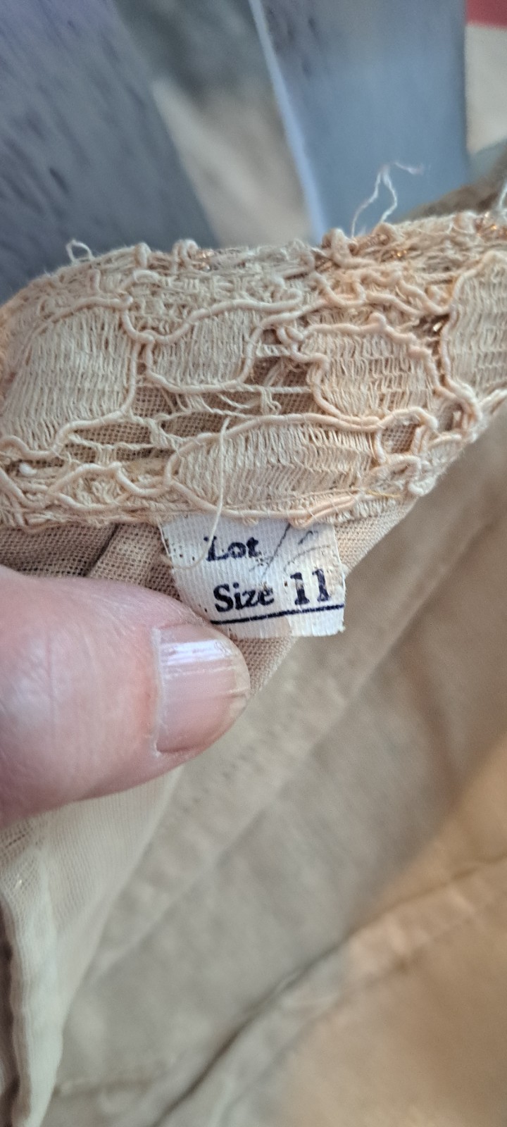 VINTAGE/ANTIQUE CLOTHING
