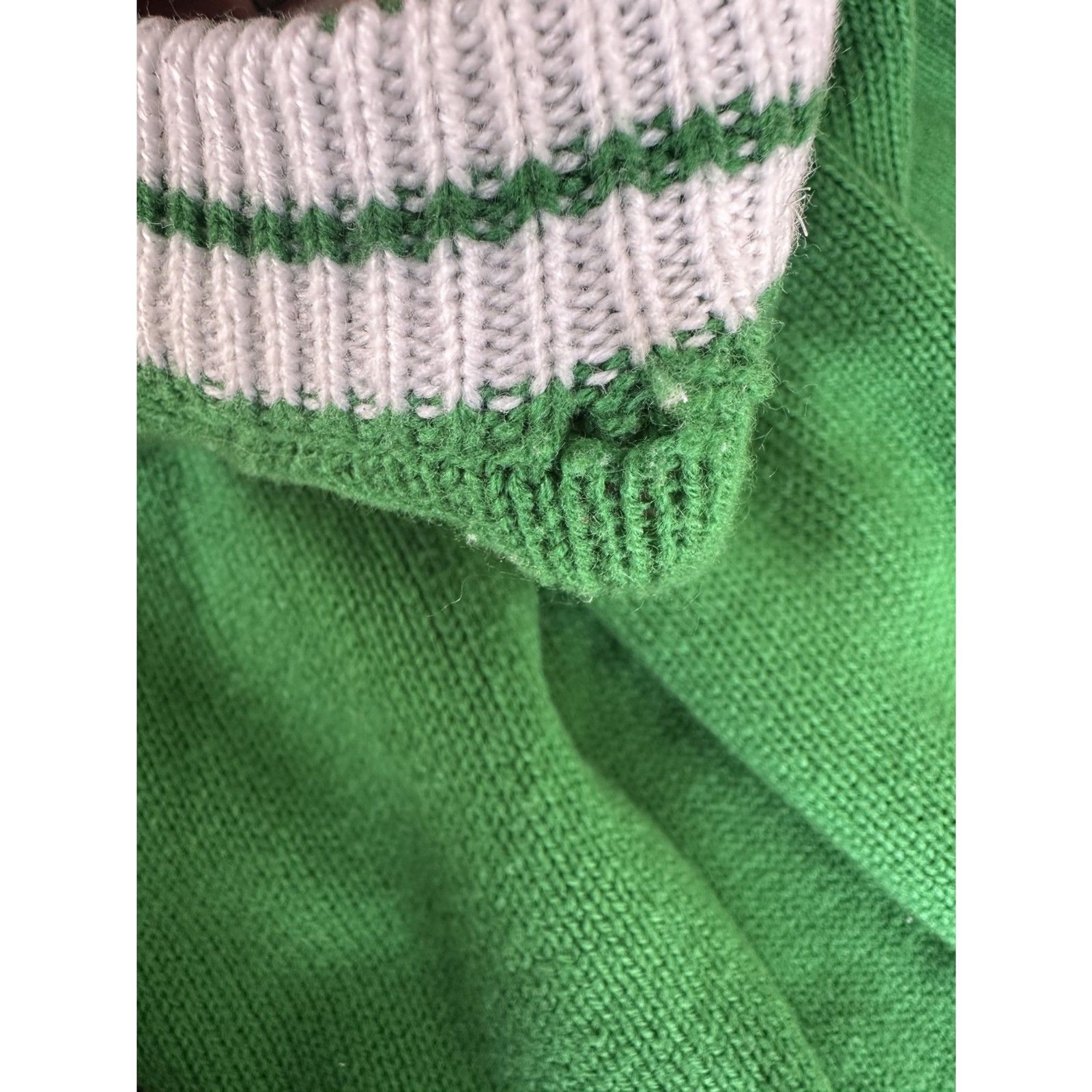 Vintage 80’s Izod Lacoste Sweater Small Fitted Green Cable Knit Preppy V Neck