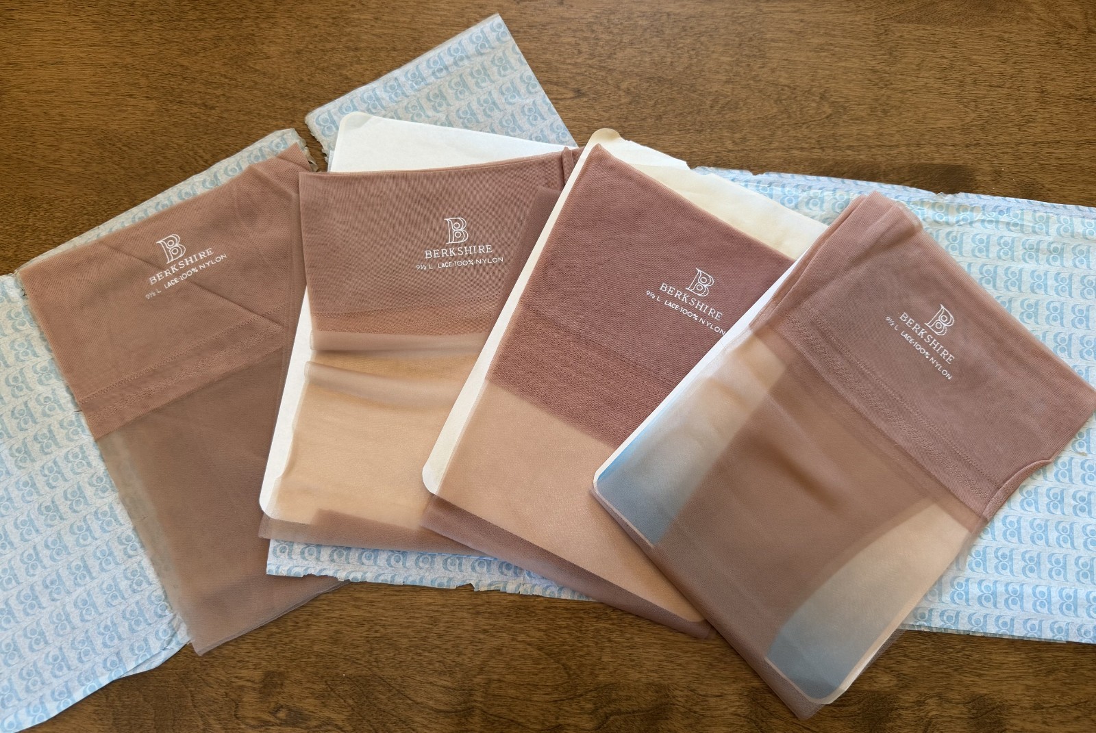 4 Pair Vintage Berkshire Nylon Stockings Size 9.5/36 New Old Stock