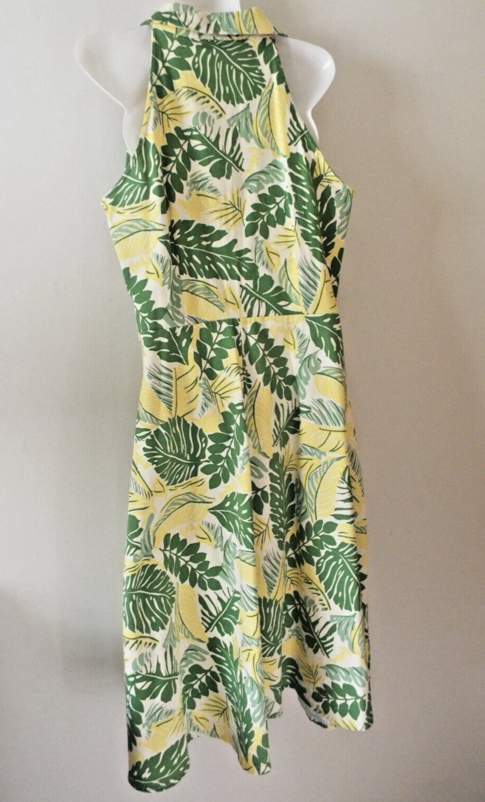 Vintage 1990s Women’s DBY Yellow & Green Leaves Fit & Flare Dress Size 7/8