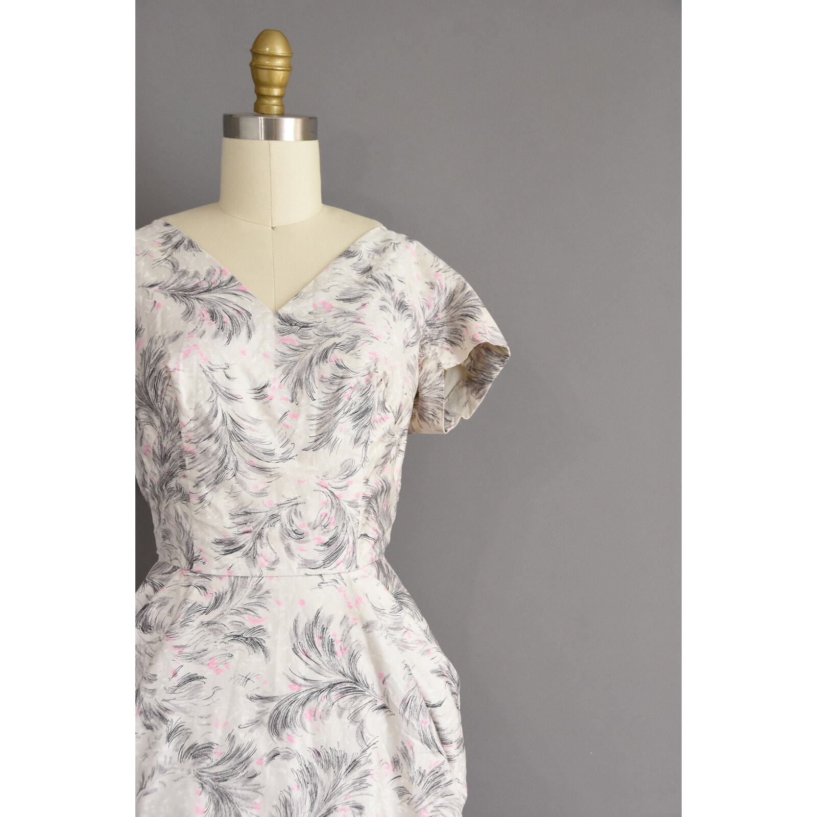 vintage 1950s 50s dress Polished Cotton Cocktail Party Wiggle Dress XS Small