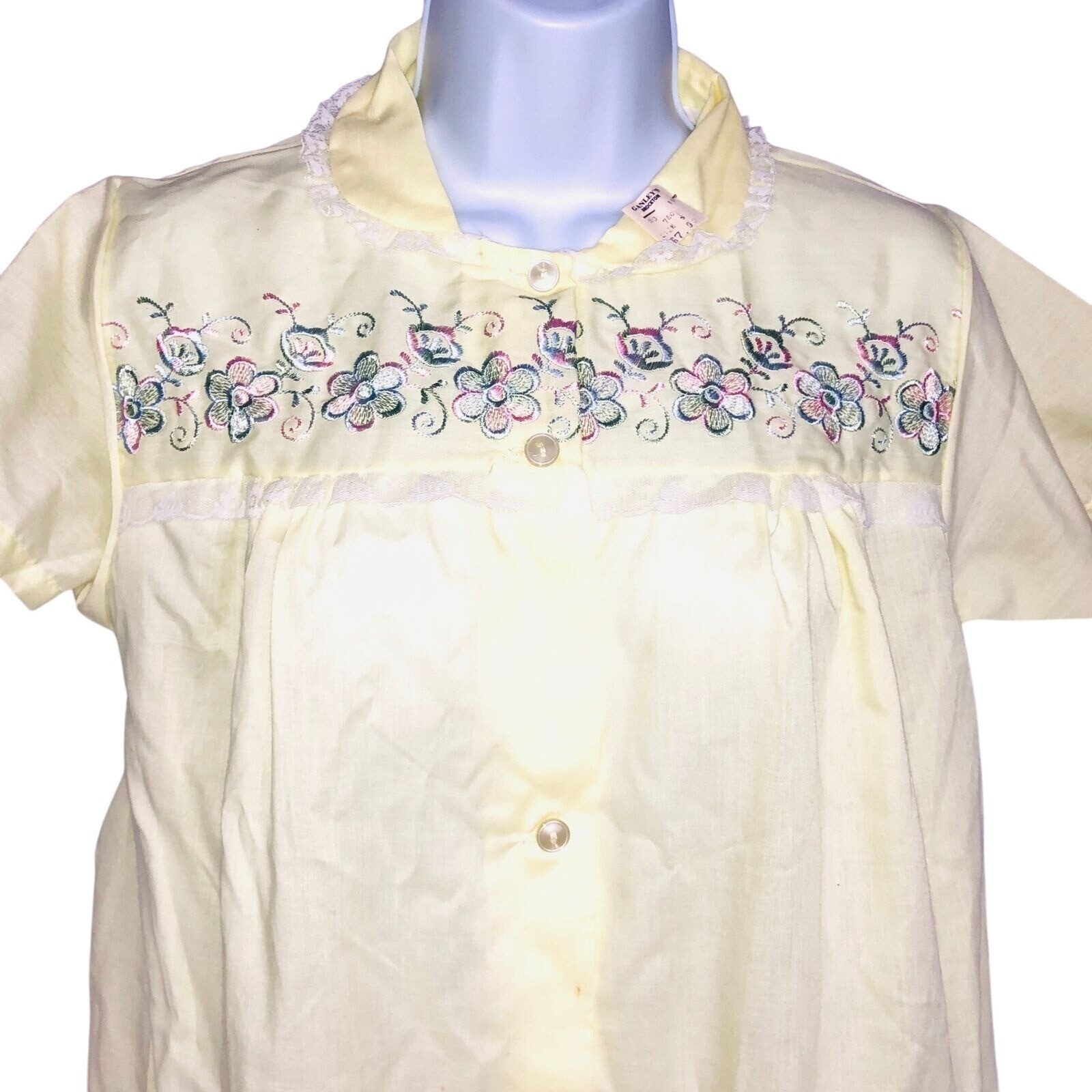 Vintage 70s Philmaid Womens Housecoat S Yellow Embroidered Flowers Short Sleeve