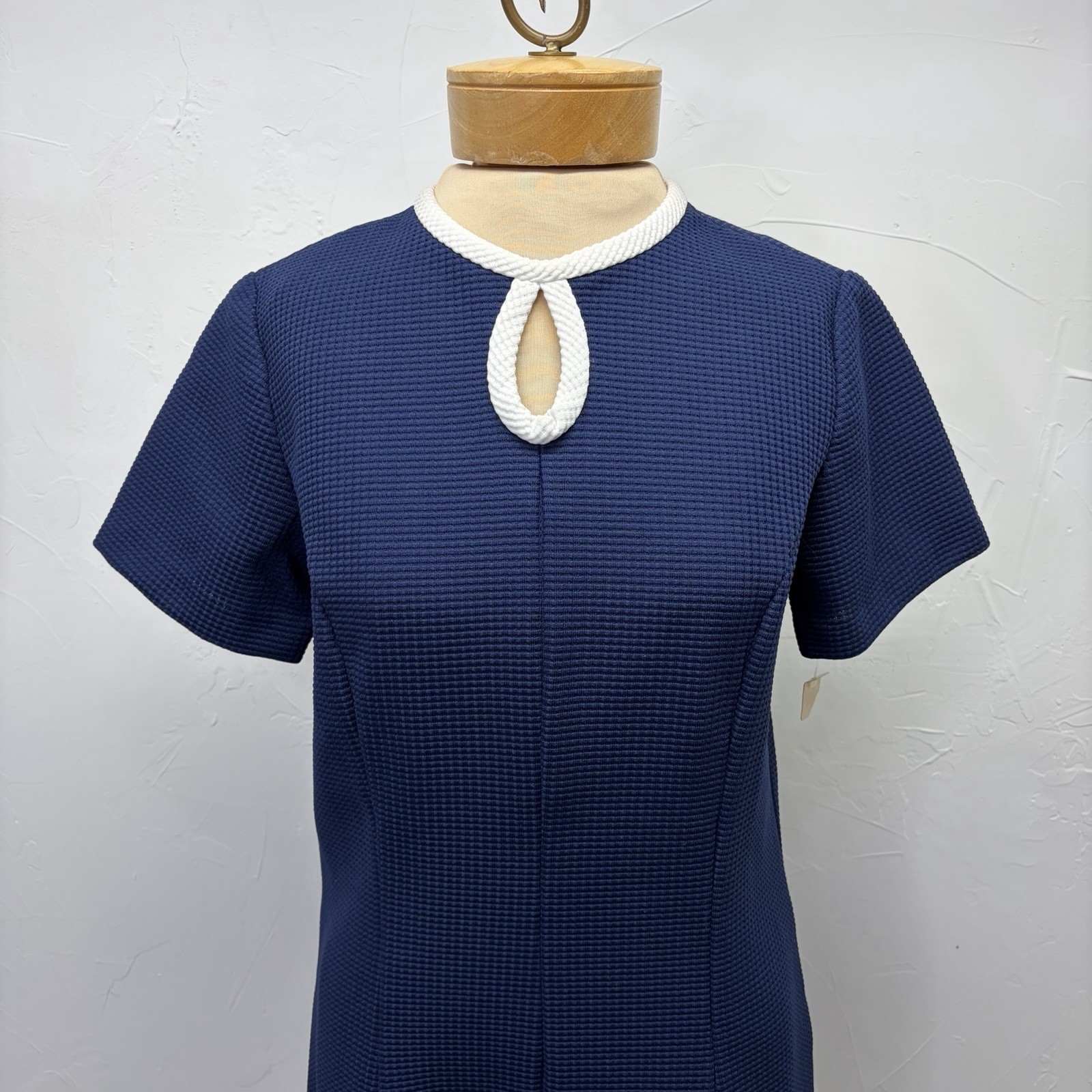 Vintage Womens 60’s Mod A-Line Dress 14T Navy White Keyhole Pinup Union Made NEW