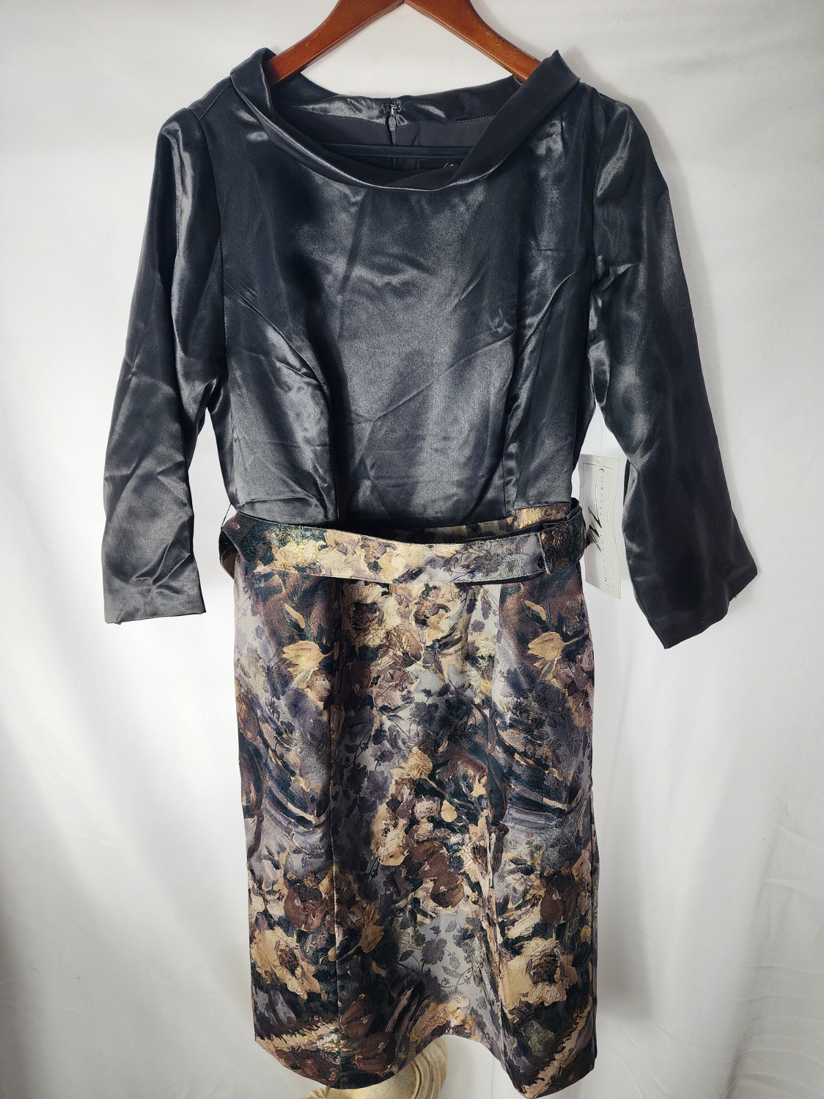 Vintage Floral Brocade 90’s Early 2000 Party/Cocktail Dress With Tags 3/4…